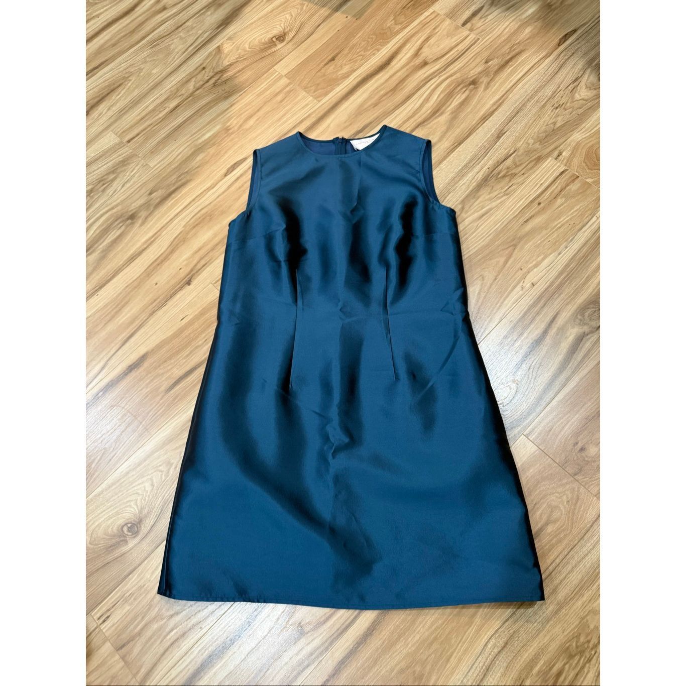 Carolina Herrera CAROLINA HERRERA Silk Gazar Sleeveless Shift Dress size 12 Size XL / US 12-14 / IT 48-50 - 6 Thumbnail