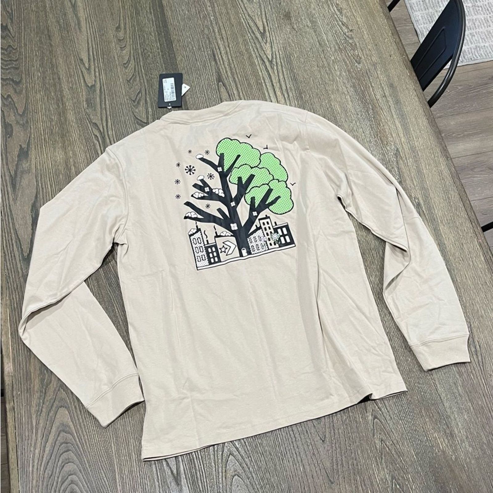 Converse NWT Converse Tree Of Life Fleece Tee Long Sleeve Crewneck M Size US M / EU 48-50 / 2 - 7 Thumbnail