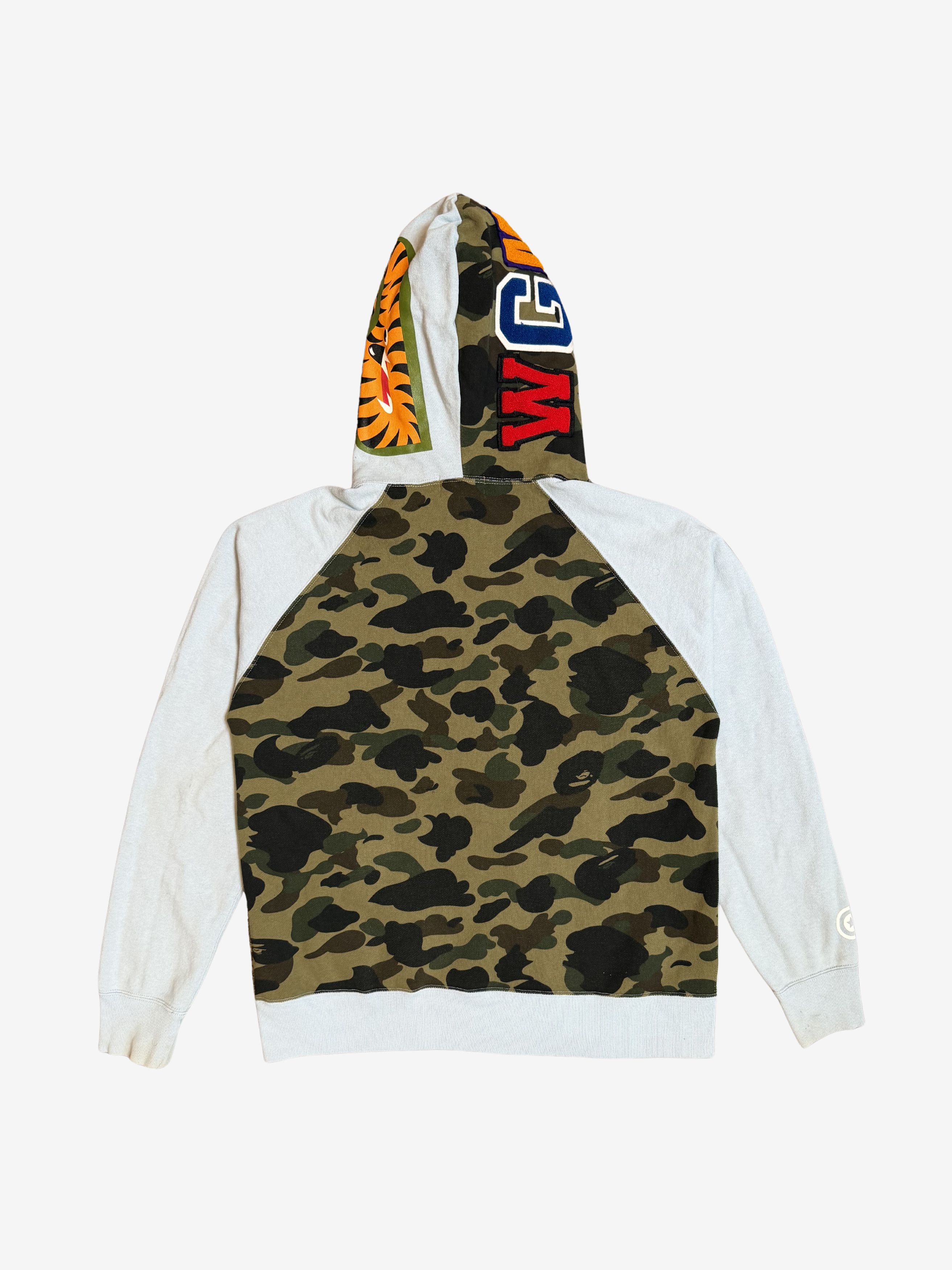 Bape A Bathing Ape Light Blue Camo Back Half Zip Up Shark Hoodie Size US L / EU 52-54 / 3 - 2 Thumbnail