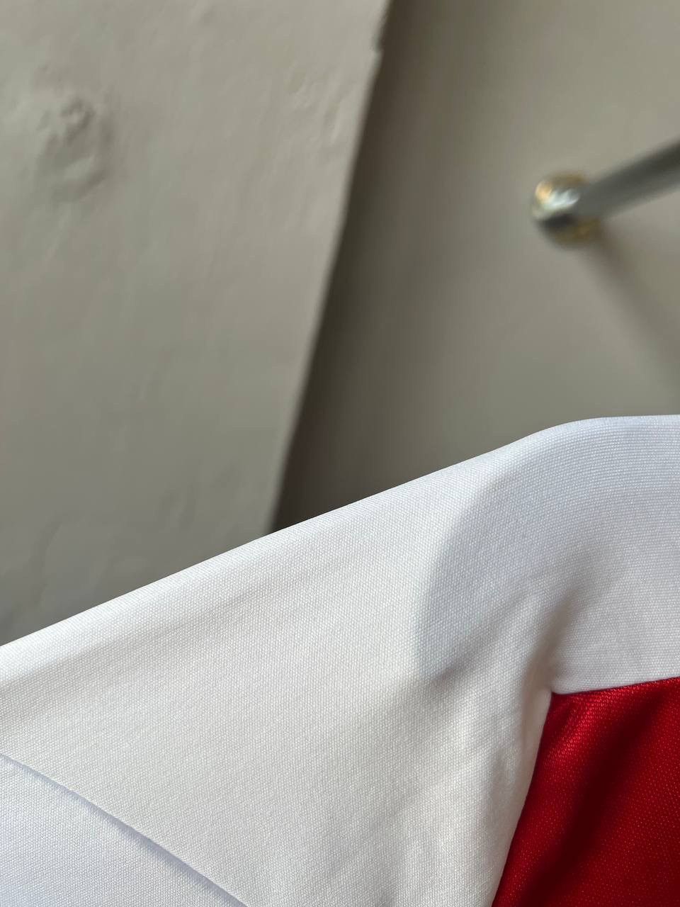 Umbro 2018 PERU NATIONAL TEAM HOME SOCCER JERSEY FOOTBALL SHIRT M Size US M / EU 48-50 / 2 - 13 Thumbnail