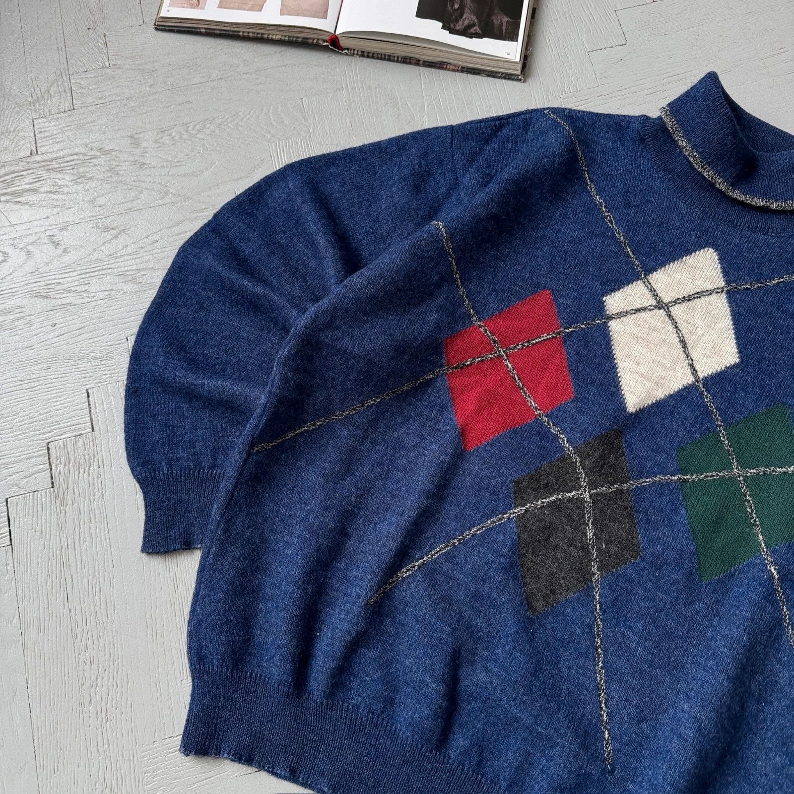 Hugo Boss Vintage Hugo Boss Turtle Neck Wool Blend Sweater Oversized Size US L / EU 52-54 / 3 - 2 Thumbnail