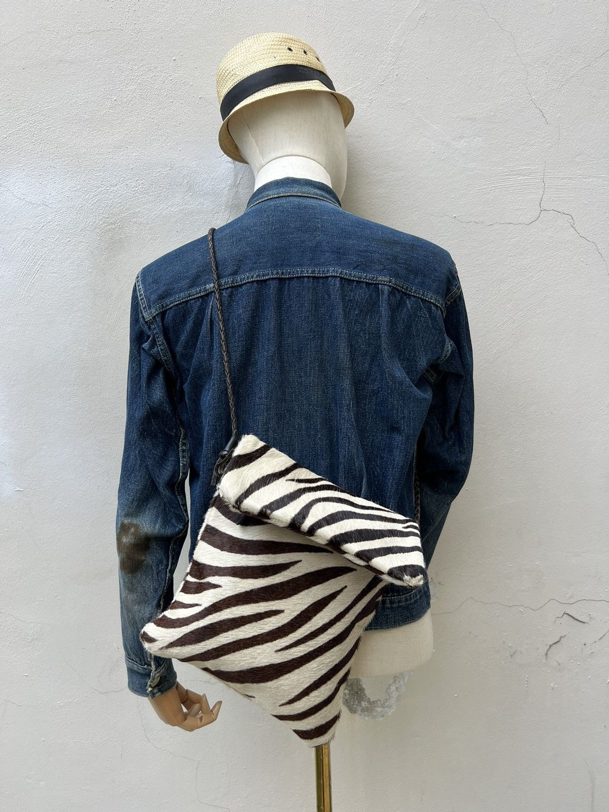 Leather Vintage J&M Davidson England Zebra Leather Sling Bag Size ONE SIZE - 3 Thumbnail