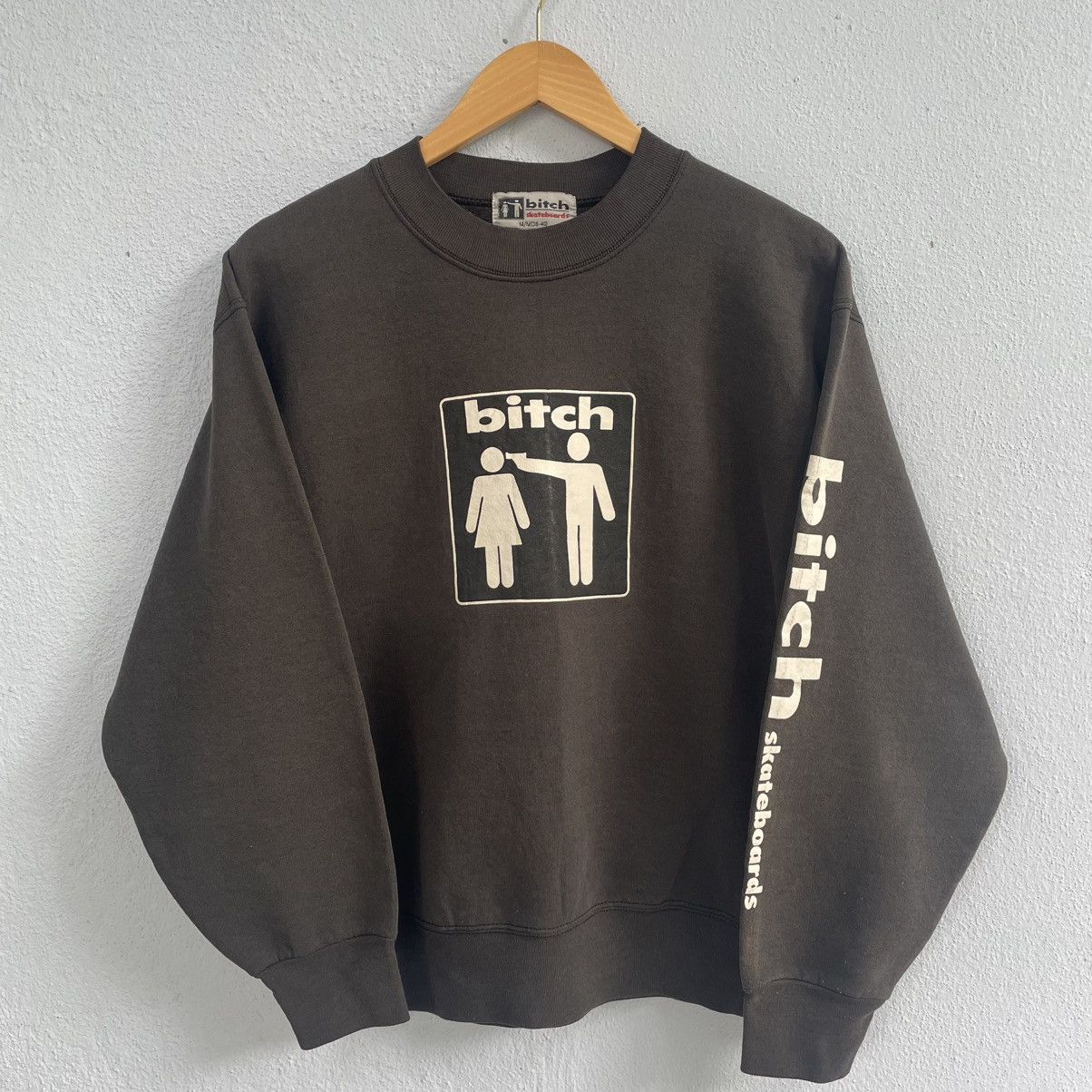 World Industries Vintage 90s Bitch skateboard og logo sweatshirt Size US L / EU 52-54 / 3 - 1 Thumbnail