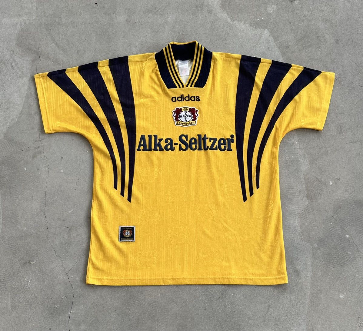Adidas VINTAGE 96/97 BAYER LEVERKUSEN AWAY JERSEY Size US L / EU 52-54 / 3 - 1 Thumbnail