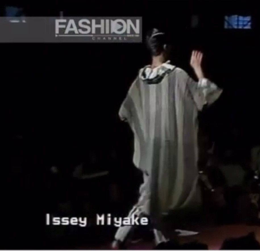 Issey Miyake Spring/Summer 1984 Runway Poncho Size US XL / EU 56 / 4 - 9 Thumbnail