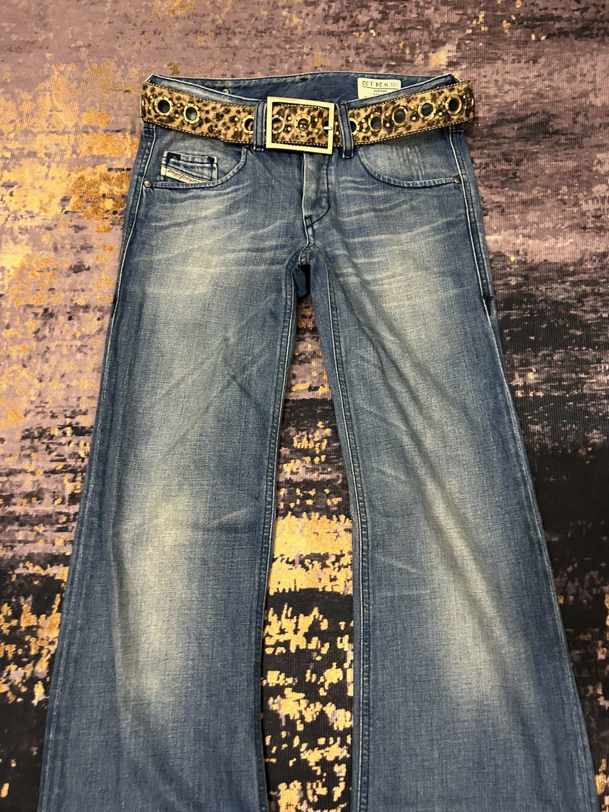 Diesel Diesel Vixy Blue Wash Flare Jeans Size US 28 / EU 44 - 6 Thumbnail