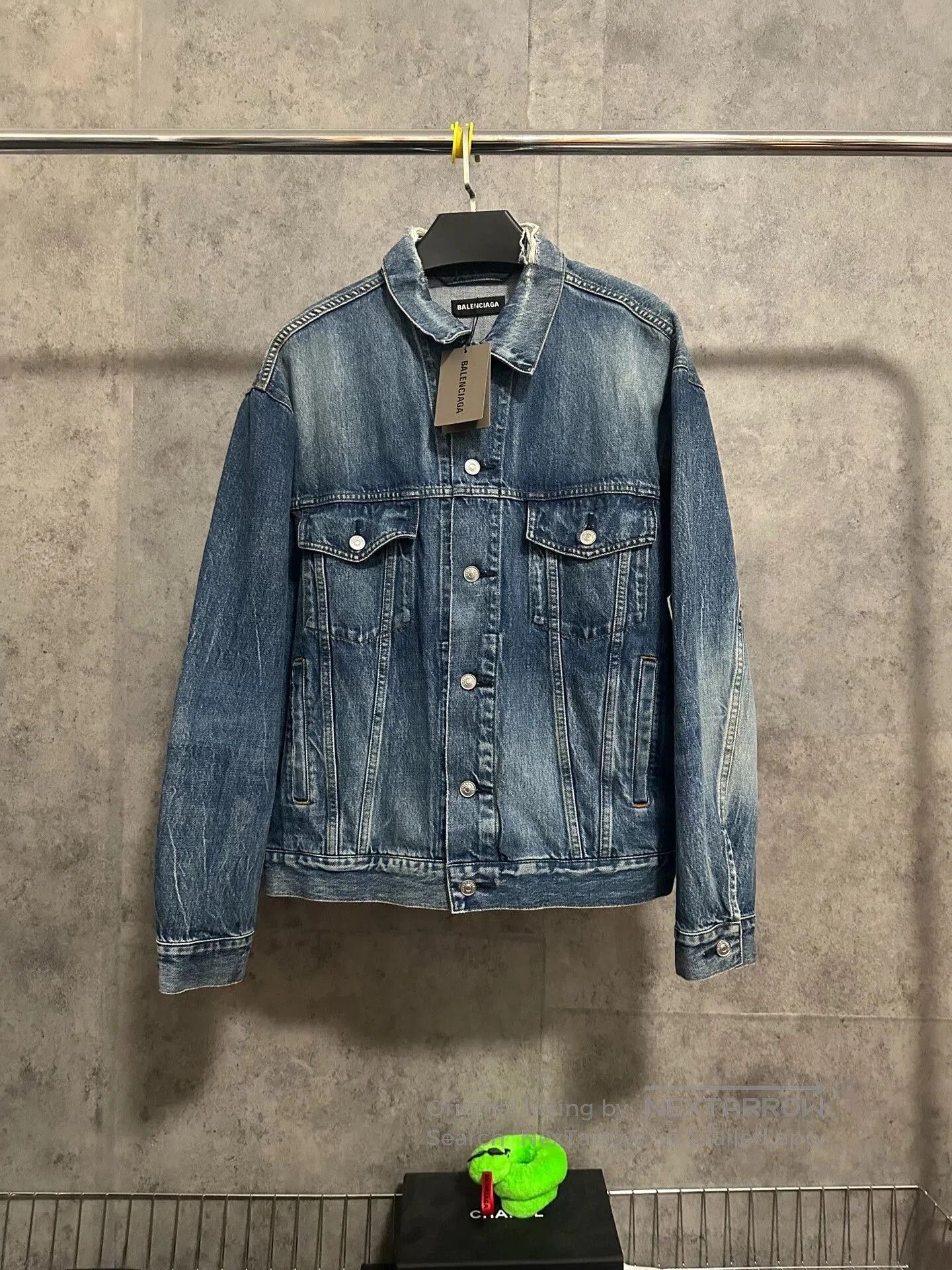 Balenciaga balenciaga denim jacket with logo detail. Size US L / EU 52-54 / 3 - 5 Thumbnail