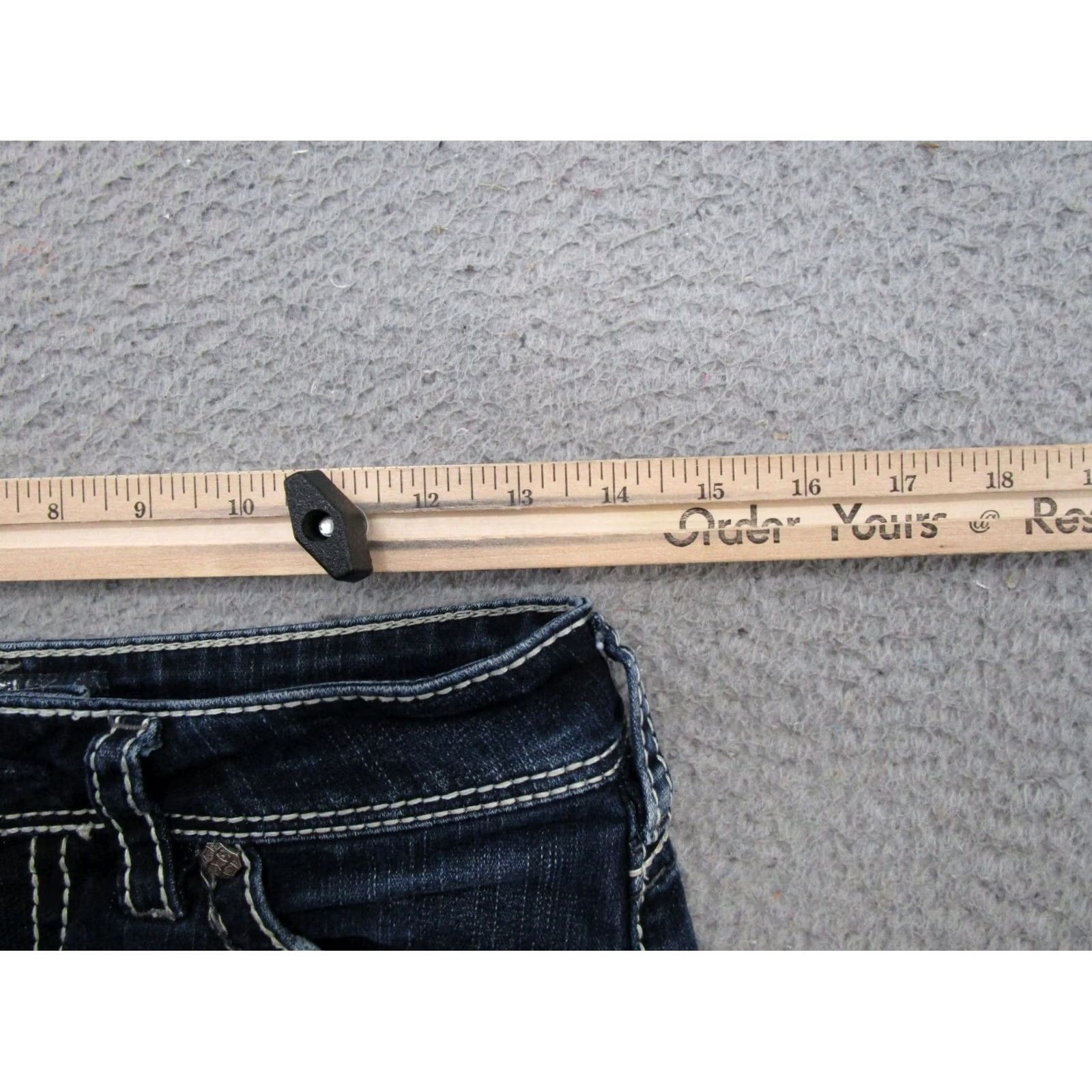 Silver Jeans Co. VINTAGE Silver Jeans Suki Capri Jeans Women 28 Dark Wash Stretch Denim Blue 90s Mens Womens Girls Size 28" / US 6 / IT 42 - 7 Thumbnail