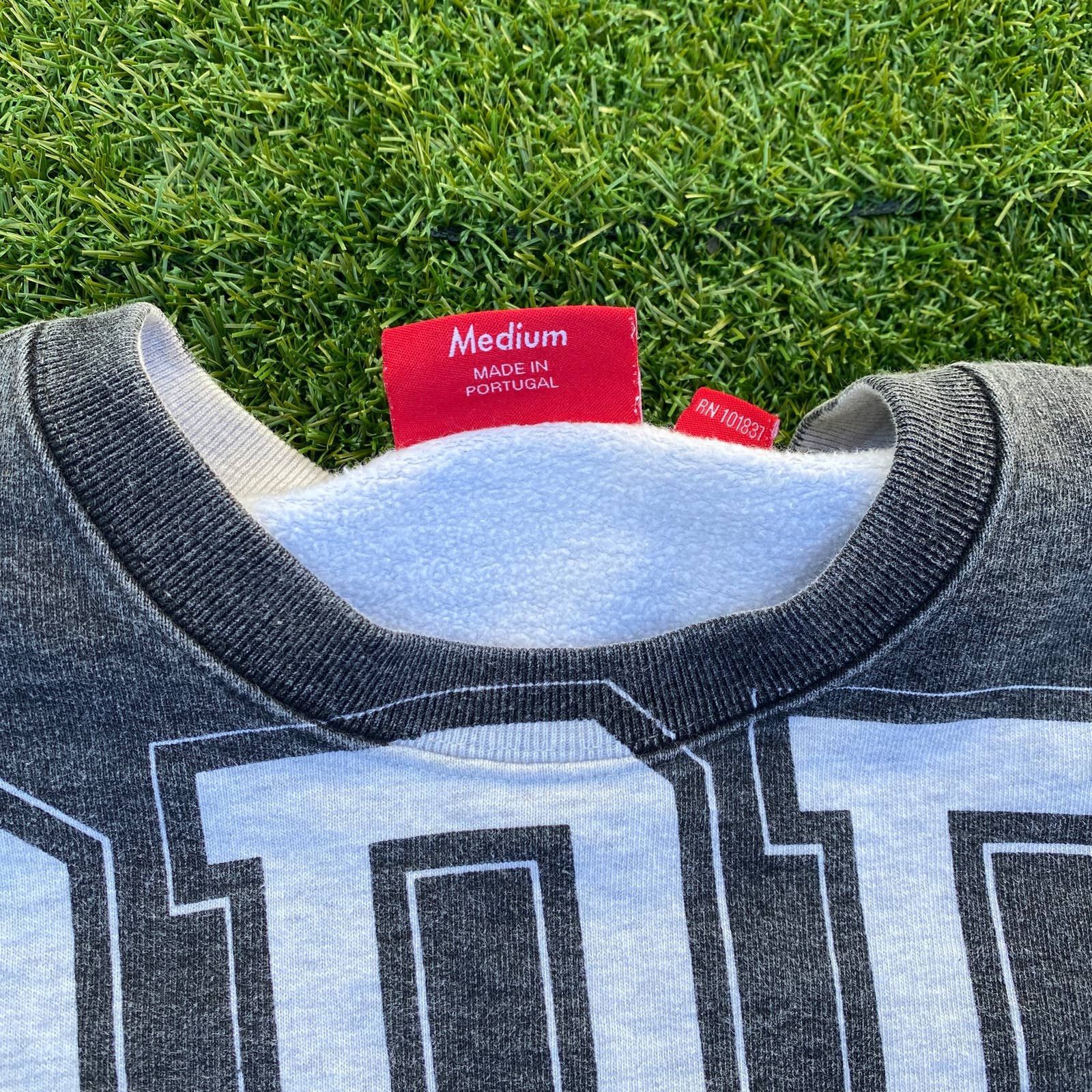 Supreme Supreme FW20 Overprint Crewneck Sweatshirt Size US M / EU 48-50 / 2 - 3 Thumbnail