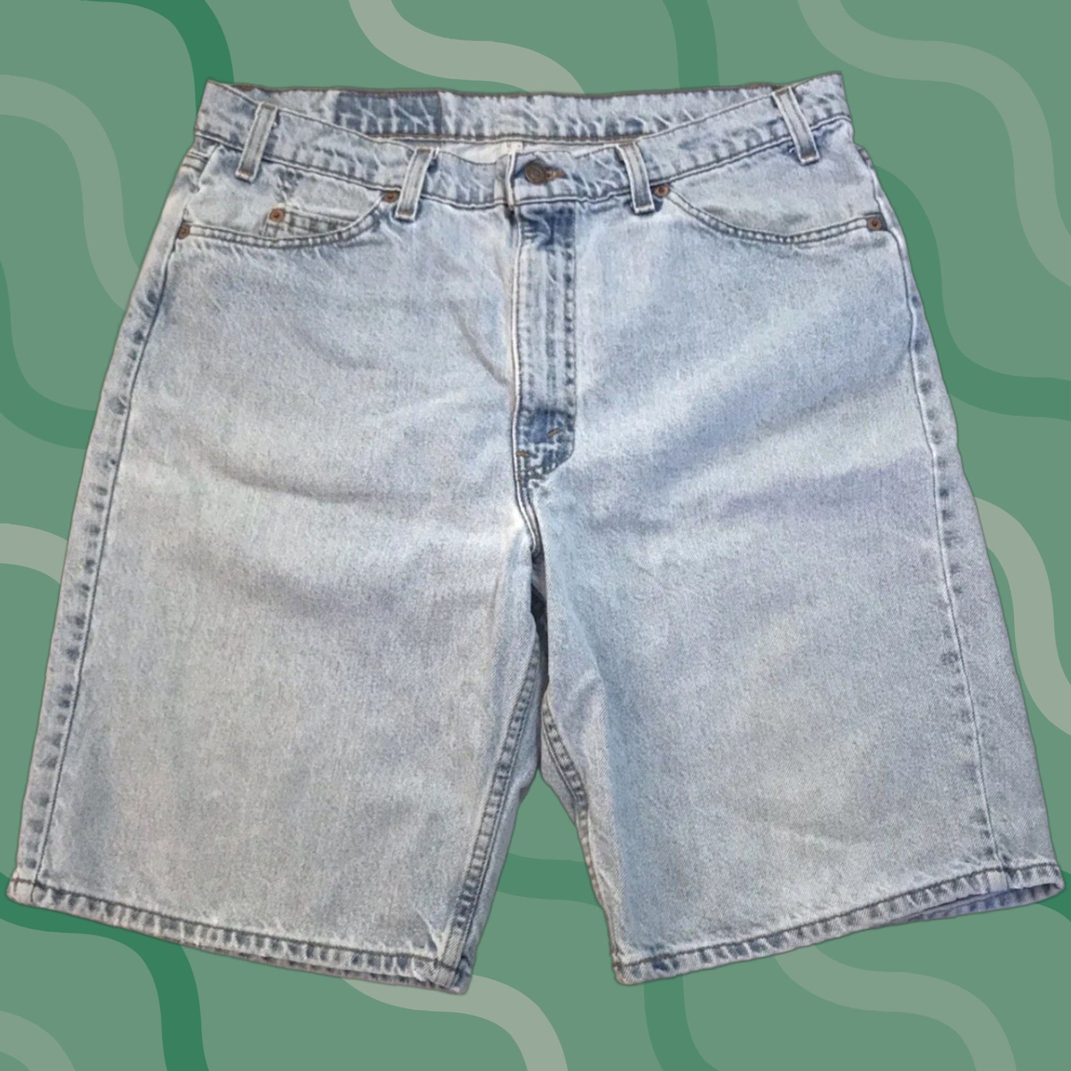 Levi's VINTAGE Levi's Denim Shorts Mens 34 Inseam 11" Orange Tab 550 Waist 34 Blue Casual 90s USA Jeans Short Shorts Size US 34 / EU 50 - 1 Thumbnail