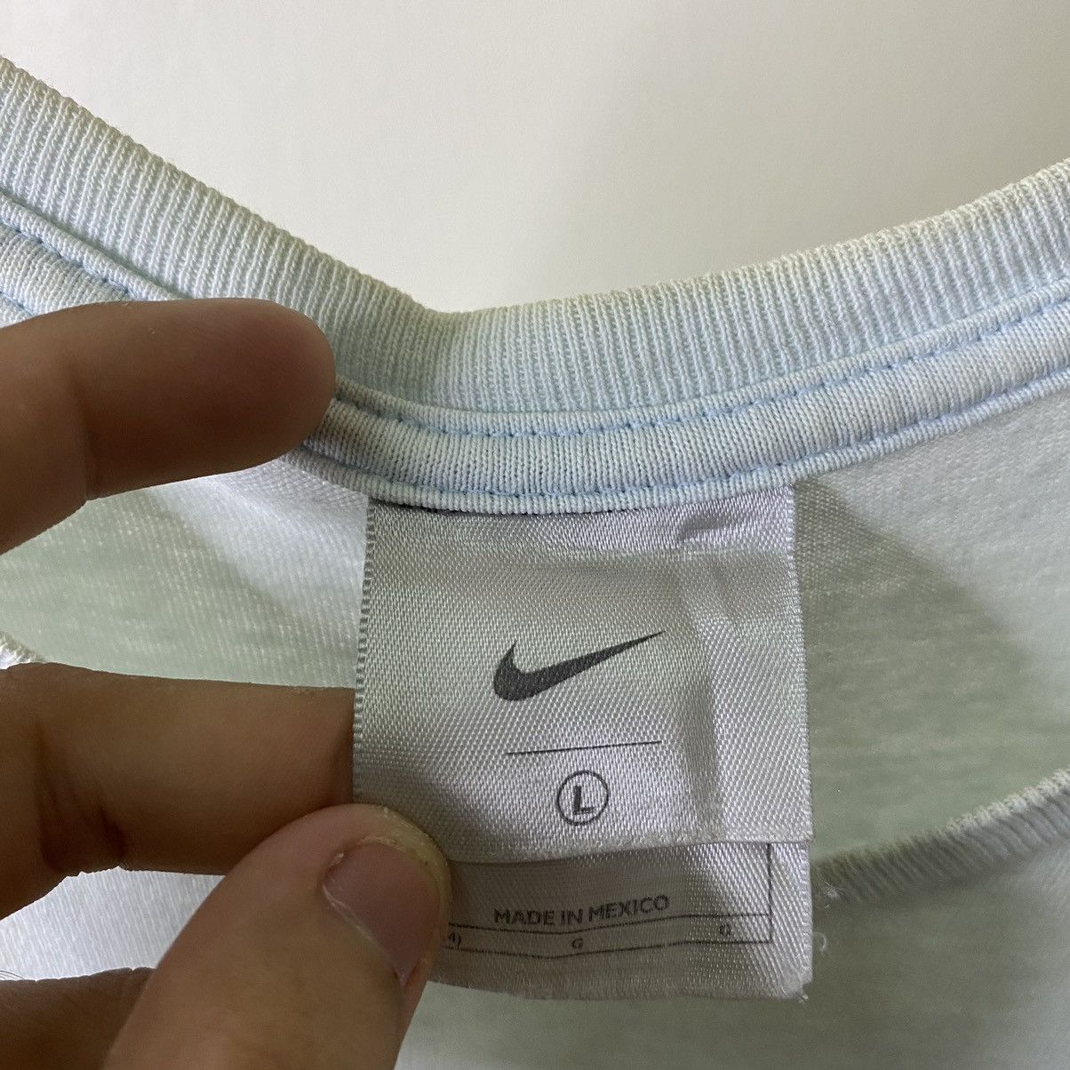 Nike × Vintage Vintage 2000s Nike Queen Me Tee Size US S / EU 44-46 / 1 - 3 Thumbnail