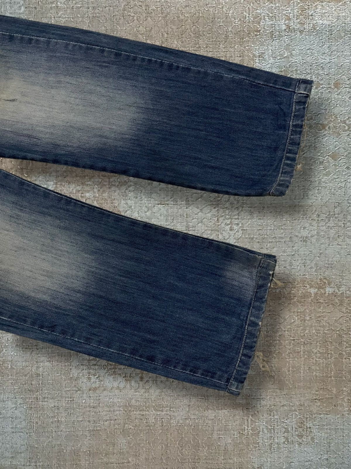 Japanese Brand Vintage 1990s Designer Republica Distressed Mudwash Denim Size US 31 - 5 Thumbnail