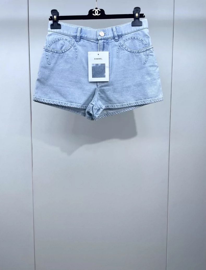 Chanel 21C light blue beaded pocket denim shorts 2504-Nexta