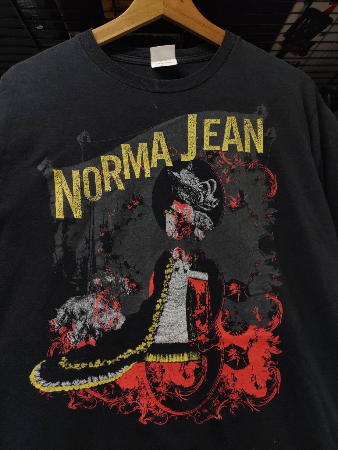 Band Tees Vtg 00's Norma Jean " Warthog Killing " T-Shirt Size US L / EU 52-54 / 3 - 1 Thumbnail