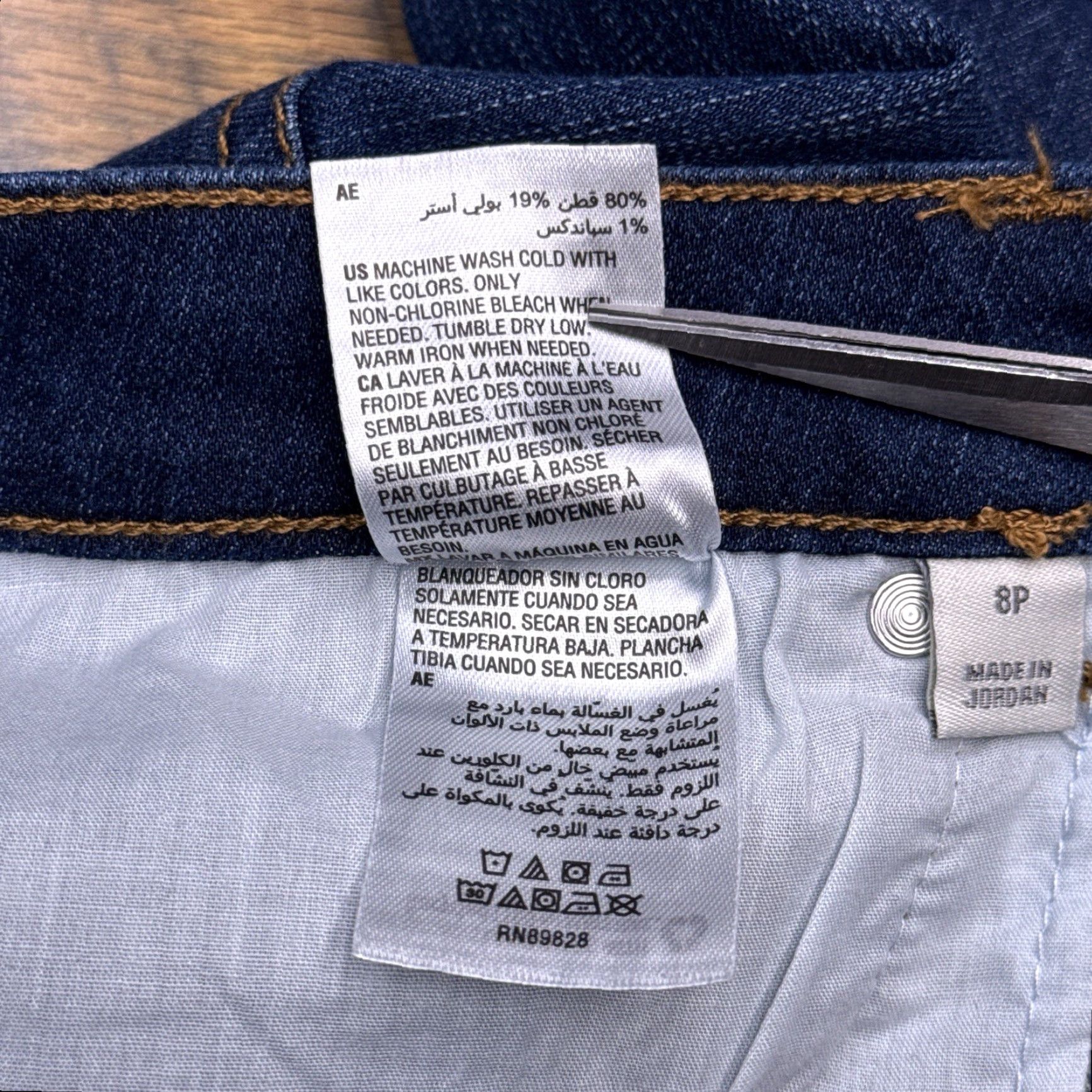 Vintage Style & Co Capri Jeans Womens 8 Petite Mid Rise Stretch Cuffed New Jeans Blue Capris Capris? Size 30" / US 8 / IT 44 - 7 Thumbnail