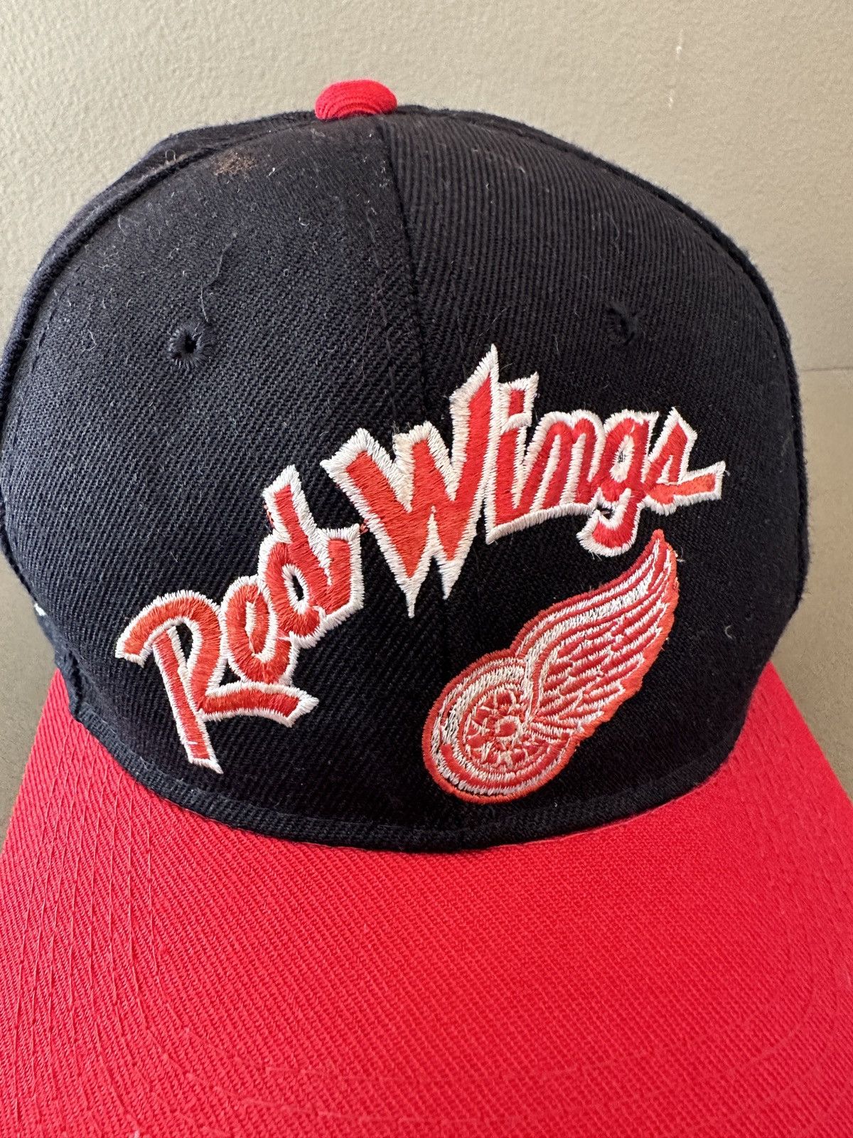 Vintage Vintage 90s Detroit Red Wings Fitted Hat 7 1/8 Size ONE SIZE - 2 Thumbnail