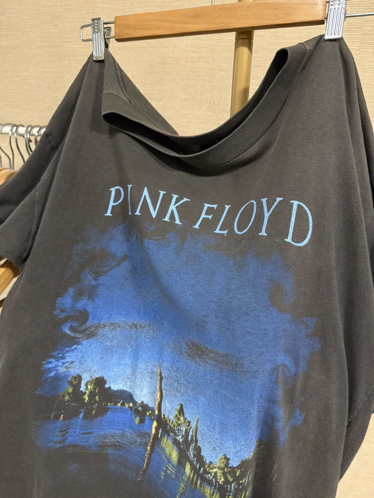 Pink Floyd Vintage 1992 Sun Faded Pink Floyd Wish You Were Here Tee Size US XL / EU 56 / 4 - 13 Thumbnail