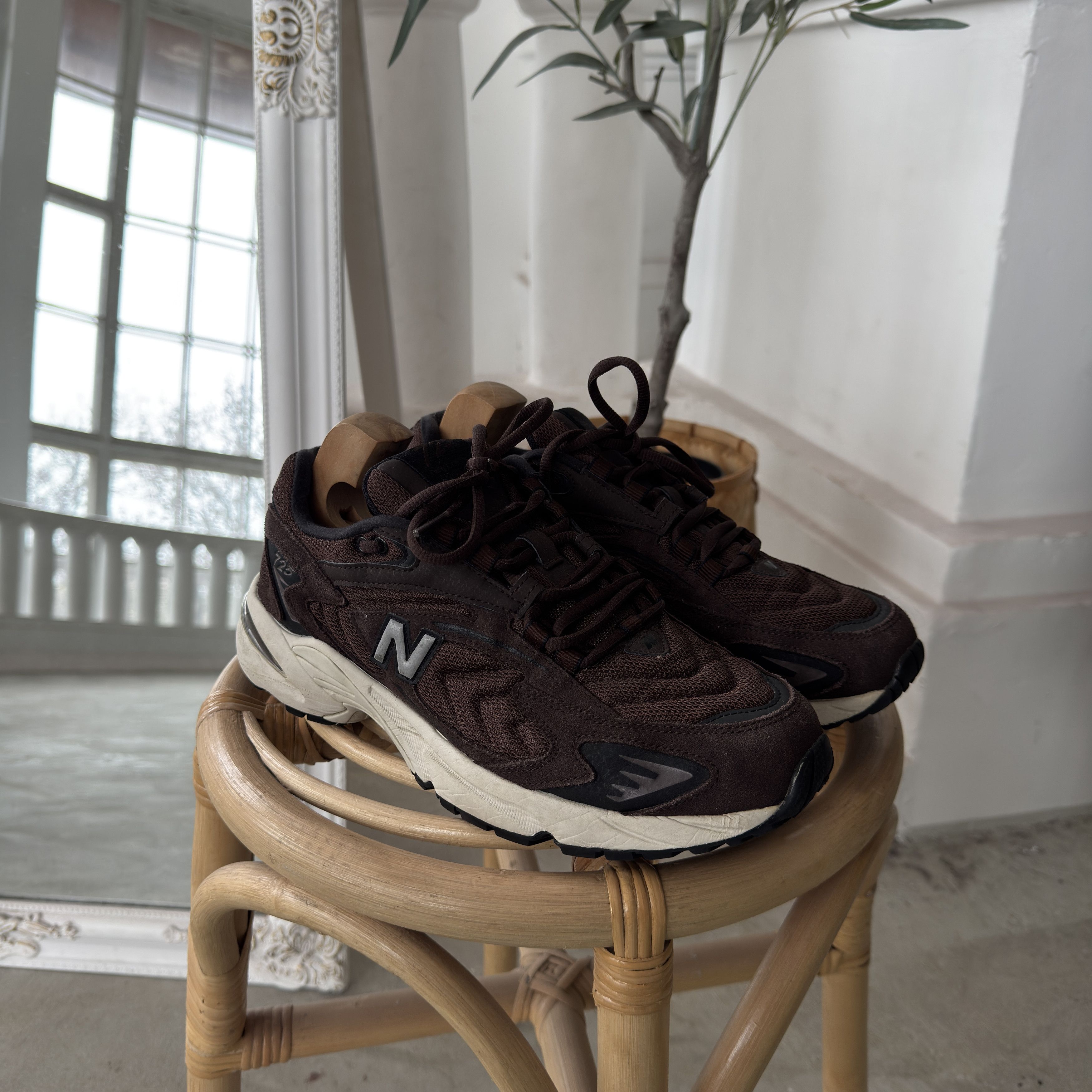 New Balance Vintage 90s New Balance 725 Brown Sneakers Size US 9.5 / EU 42-43 - 2 Thumbnail