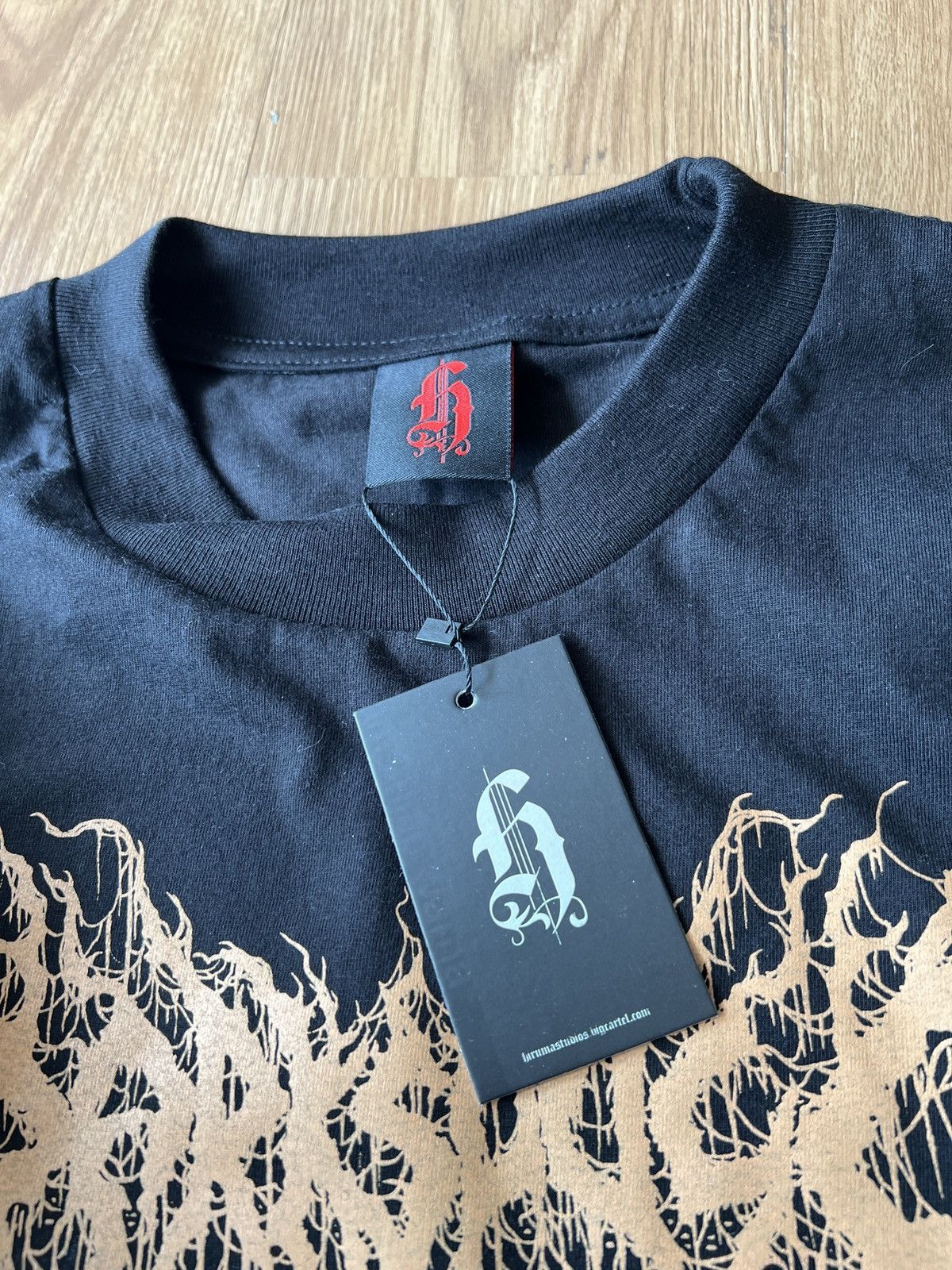 Anime Dark souls X dodsrit Console Game Tshirt Size US XL / EU 56 / 4 - 5 Thumbnail