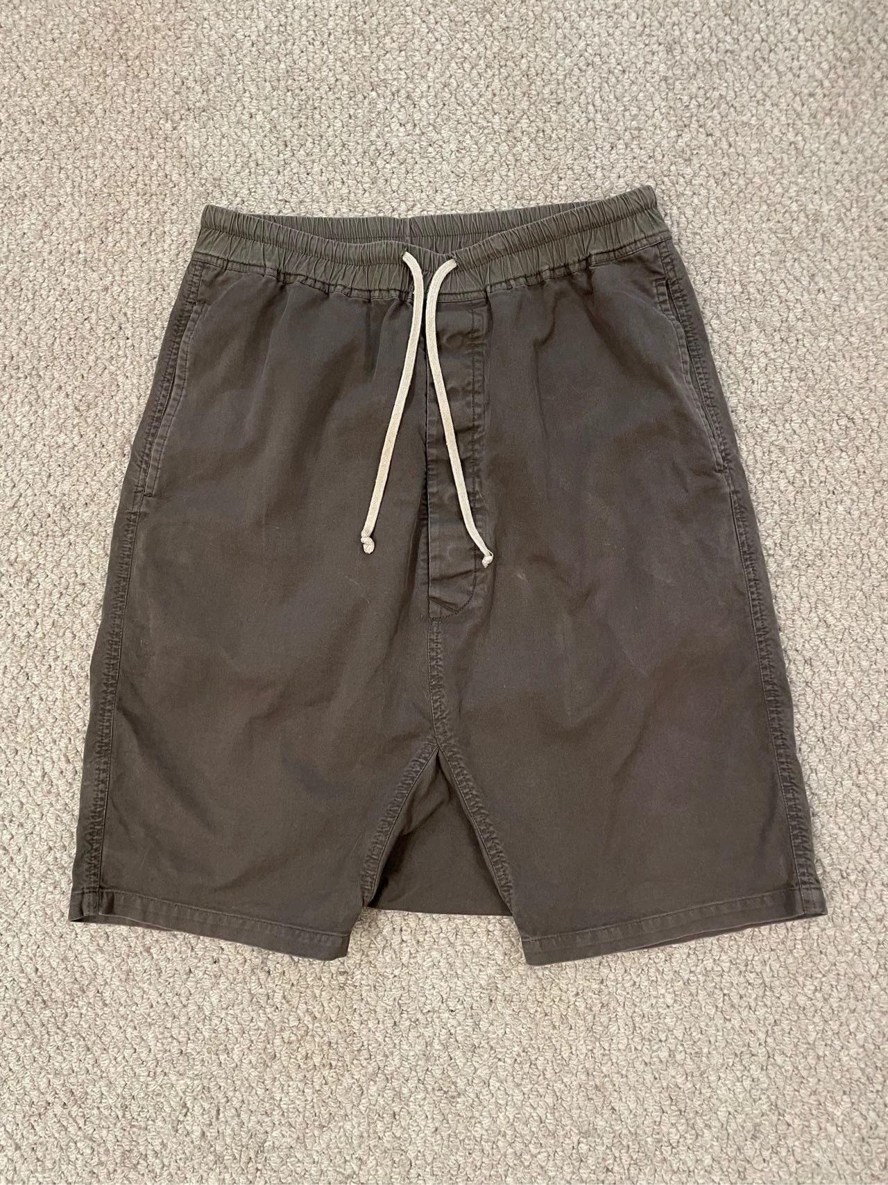 Rick Owens Dark pioneer crotch-dropping mainline shorts