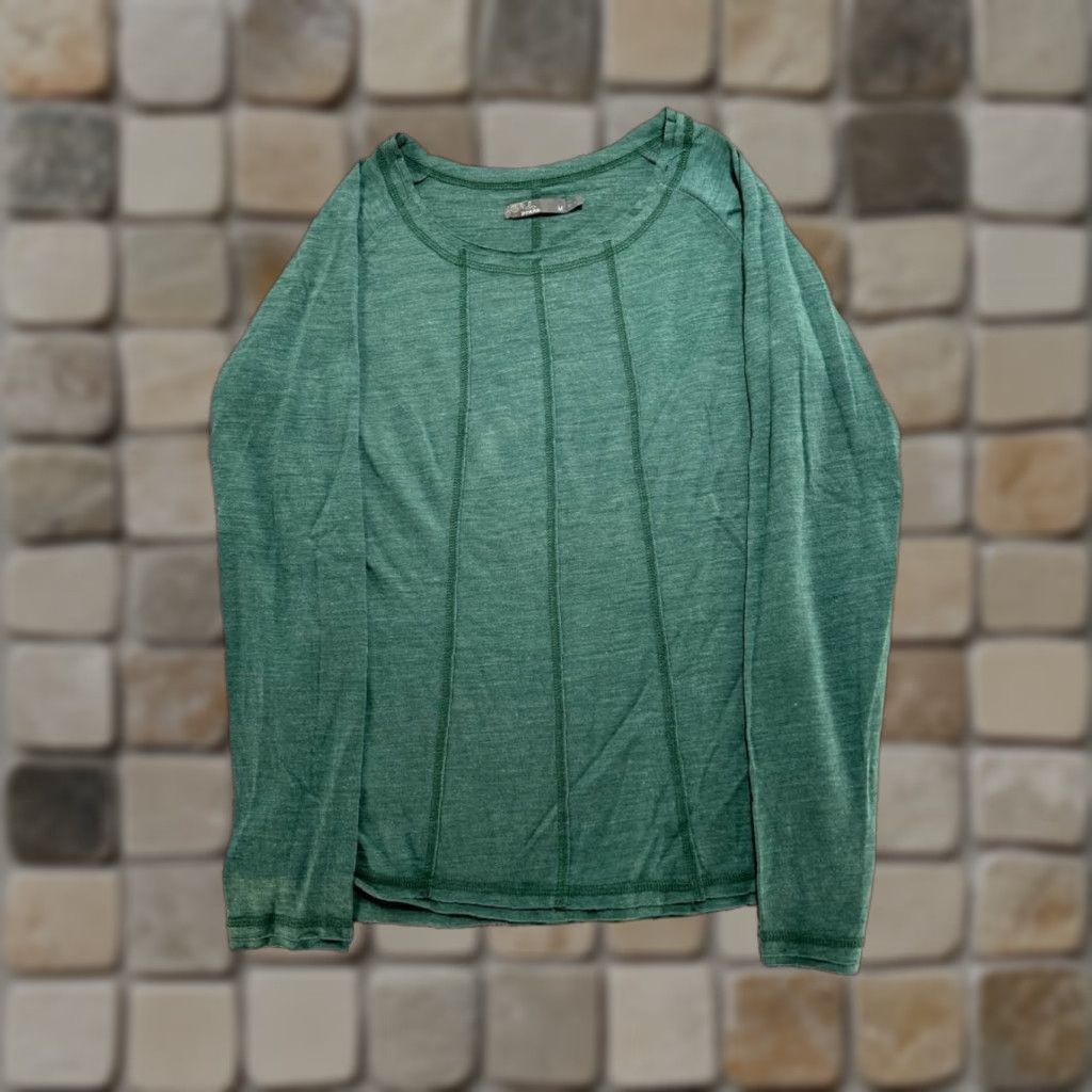 Prana prAna Chrissa Top Women Medium Green Logo Round Neck Raglan Sleeve Athletic Yoga Shirt Size M / US 6-8 / IT 42-44 - 1 Thumbnail