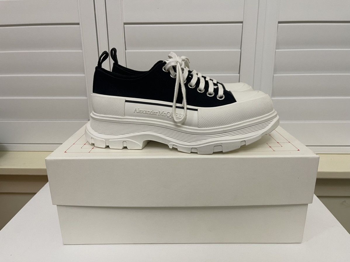 Alexander McQueen Alexander McQueen Tread Slick Sneakers Size US 9 / EU 42 - 4 Thumbnail