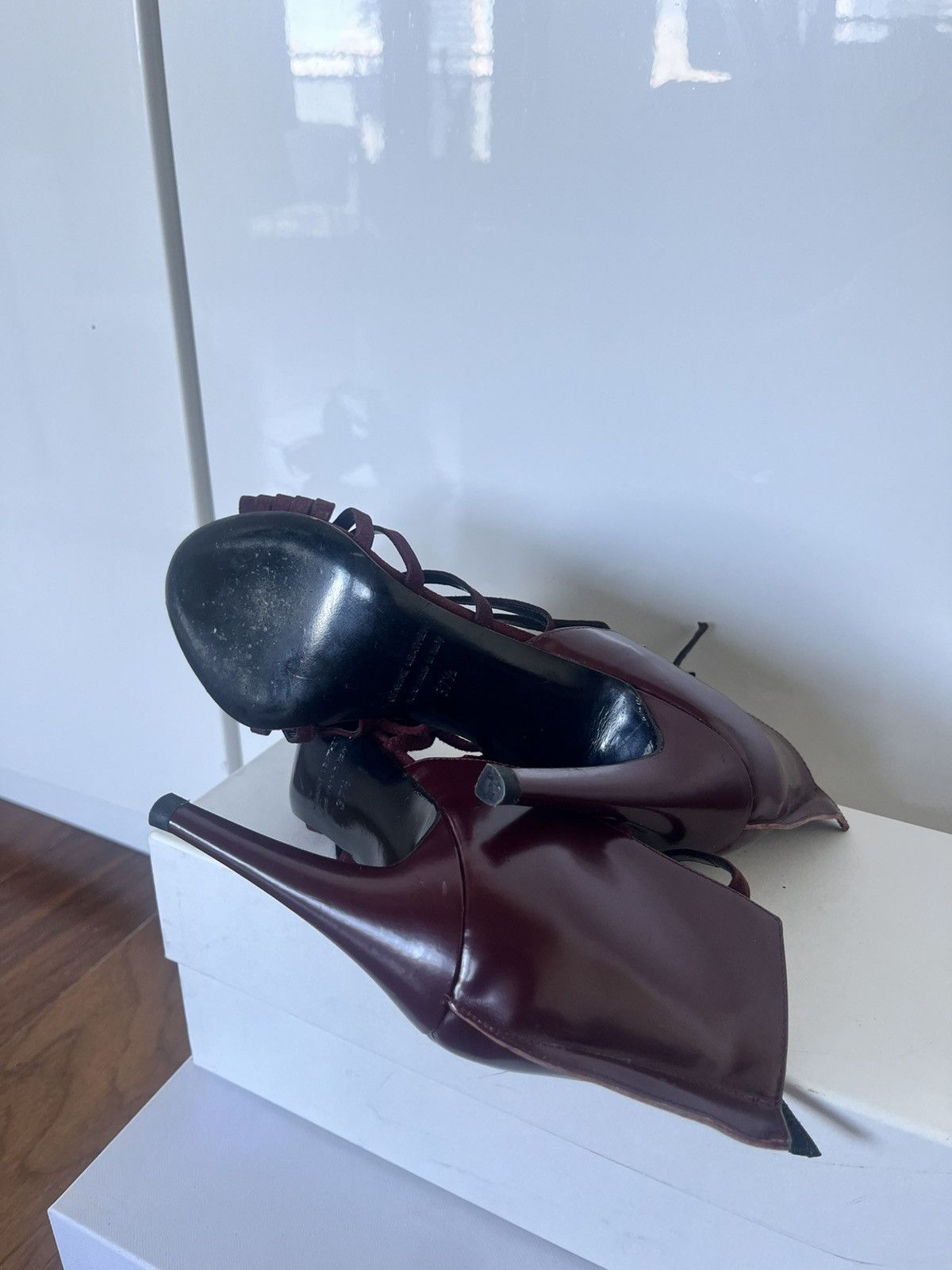 Pierre Hardy Burgundy Strappy Sandals Size US 7.5 / IT 37.5 - 6 Thumbnail