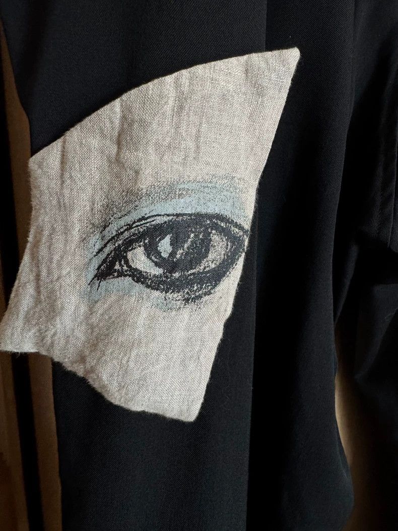 Yohji Yamamoto Yohji Yamamoto size 2 Pour homme ss22 girls eye patch print Size US 30 / EU 46 - 4 Thumbnail