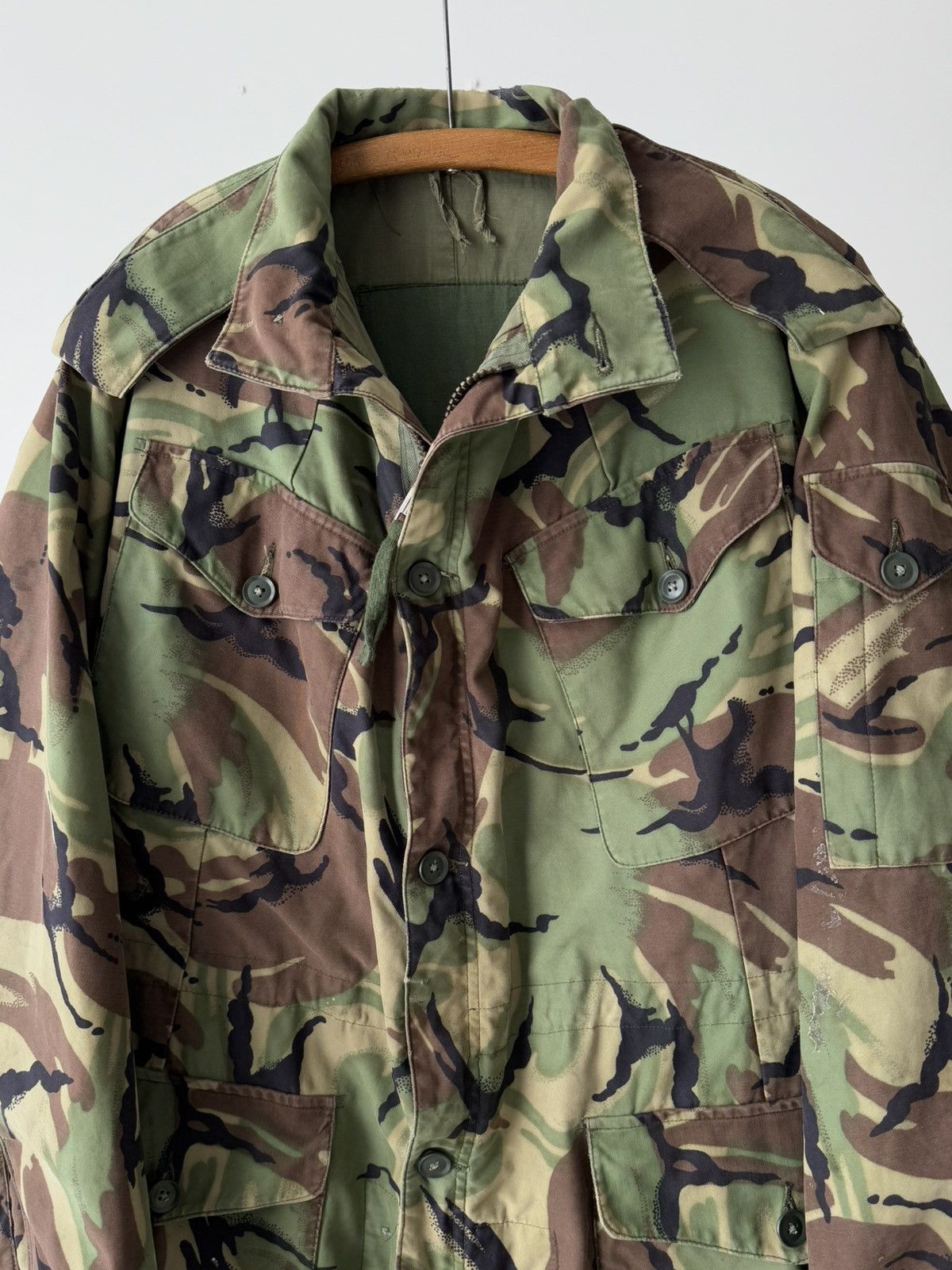 Vintage 1968 Pattern Vintage British Army DPM Camo Combat Suit Size US L / EU 52-54 / 3 - 5 Thumbnail