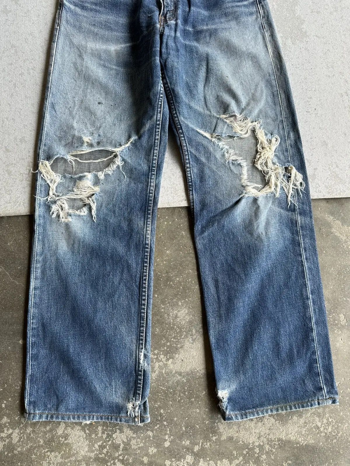 LVC CRAZY 🔥🔥 DISTRESSED DENIM 🧷 Vintage LEVI’S 503 Denim Pants Size US 29 - 10 Thumbnail