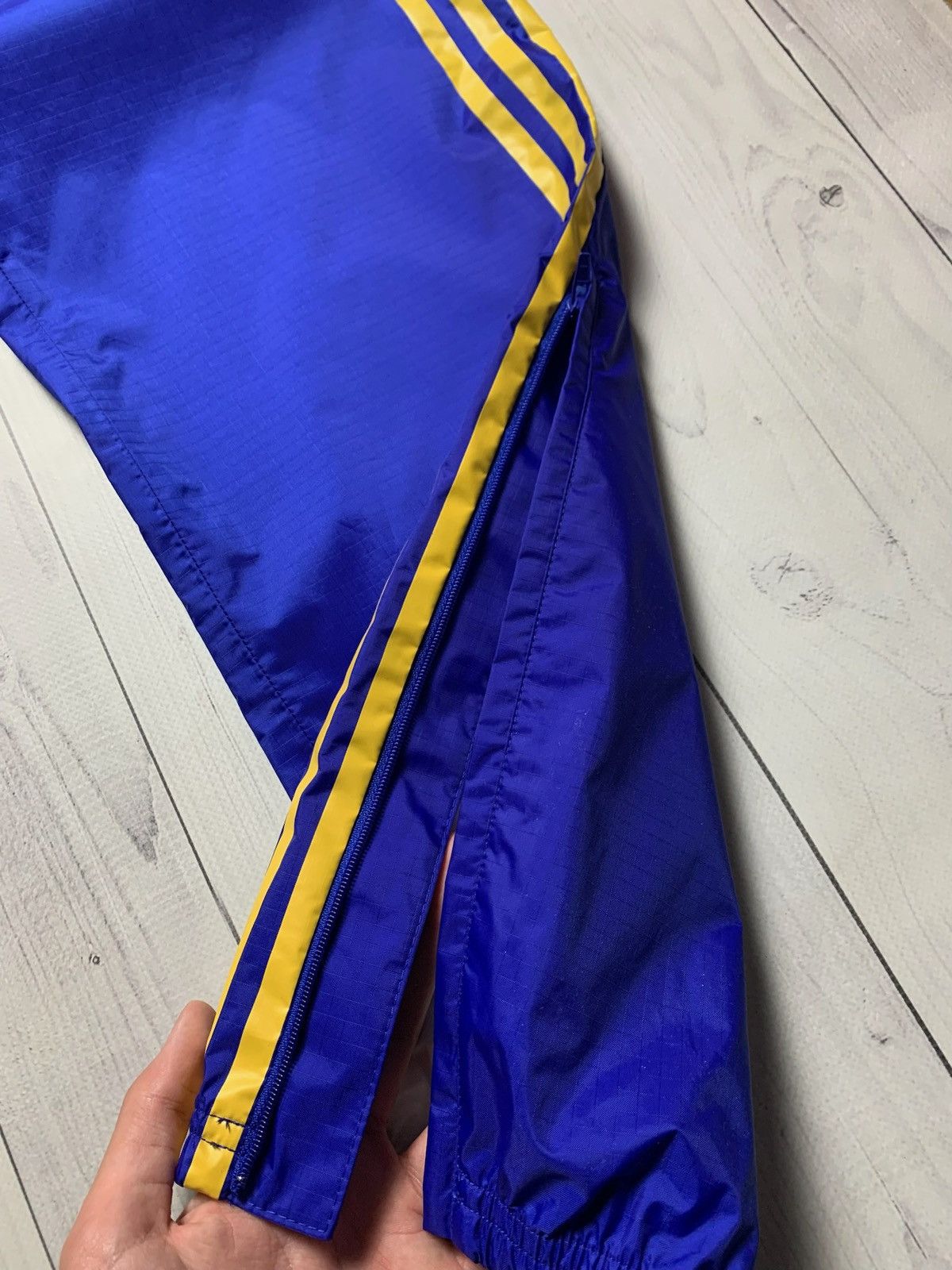 Adidas Vintage adidas Ukraine soccer pants size XL Size US 36 / EU 52 - 3 Thumbnail