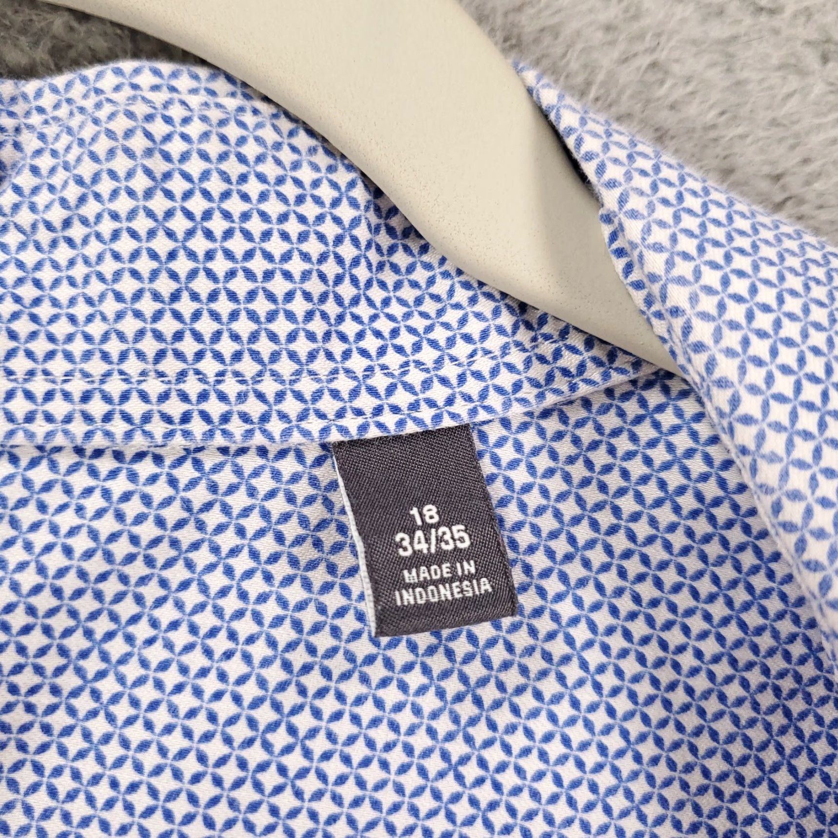 Van Heusen Van Huesen Flex Shirt Men 18 Button-Up Geometric Diamonds Blue Regular Size US XXL / EU 58 / 5 - 6 Thumbnail