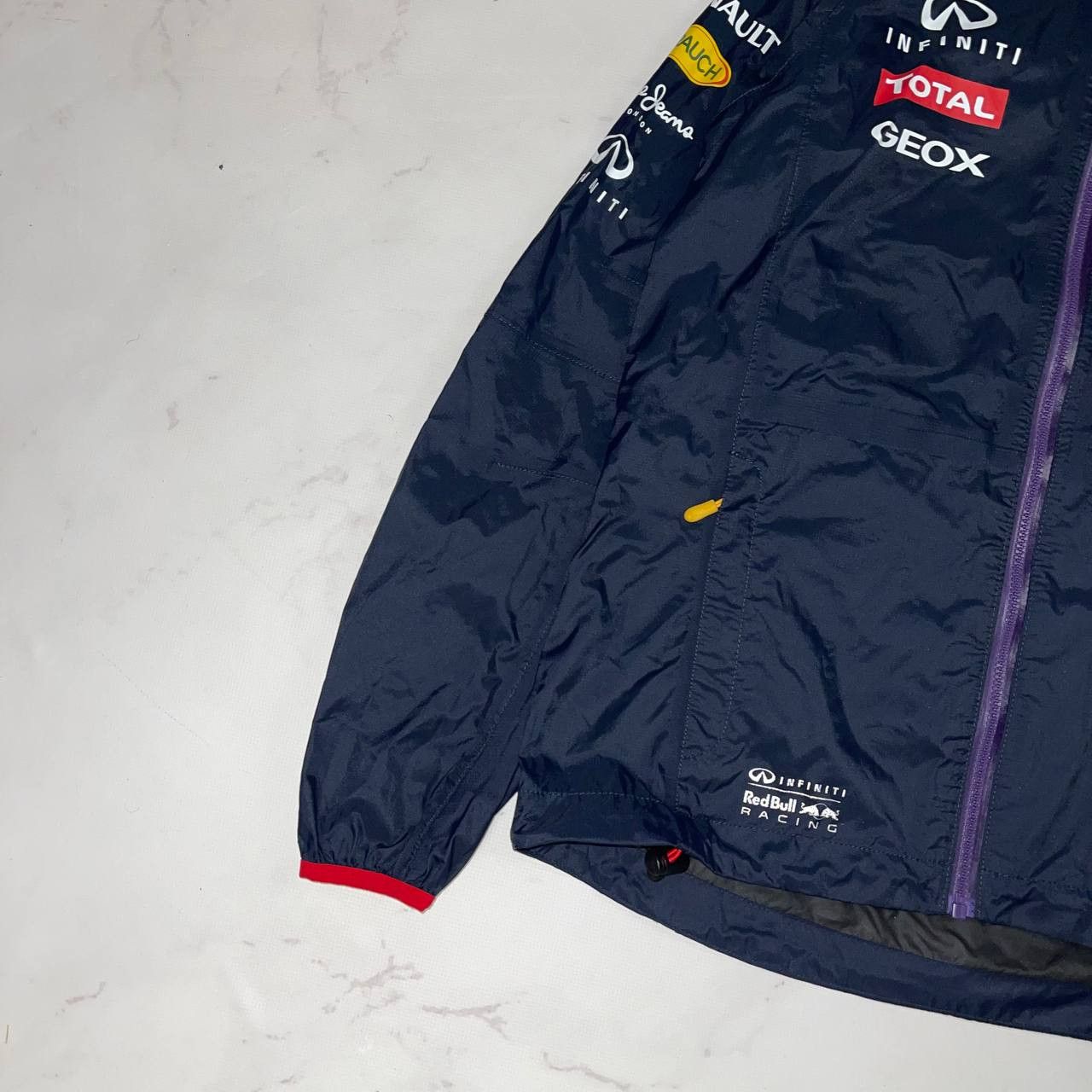 Red Bull Red Bull Infiniti F1 Racing Raincoat Jacket men’s size Size US S / EU 44-46 / 1 - 8 Thumbnail