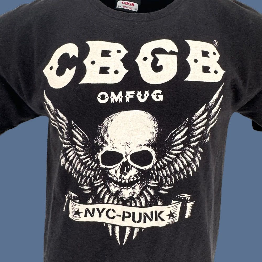 Vintage VINTAGE CBGB Shirt Mens M Black NYC Punk Skull Wings Graphic OMFUG Music Band Shirt Mens Small/Medium Size US M / EU 48-50 / 2 - 1 Thumbnail