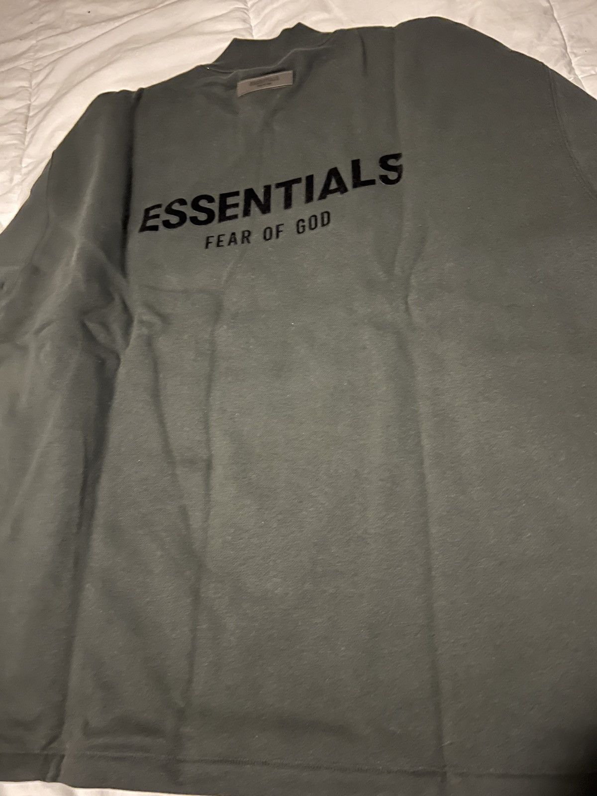 fear of god essentials relaxed crewneck ss22