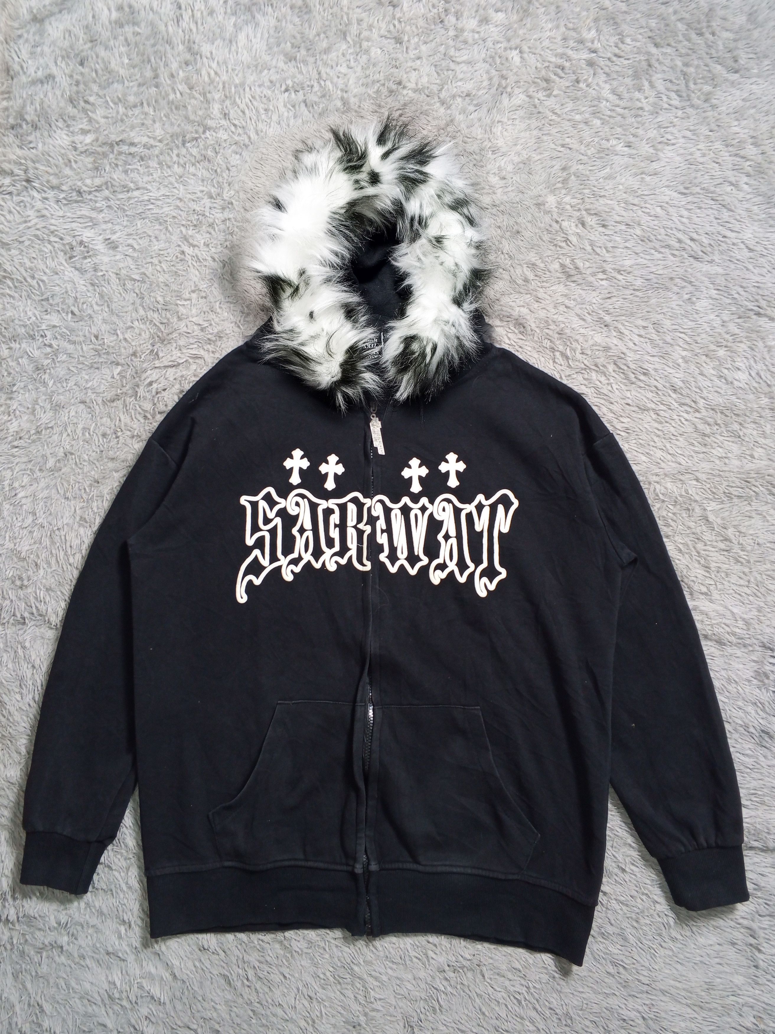 Japanese Brand SARWAT Chrome Heart Cross Faux Fur Hoodie Japan Brand Size US L / EU 52-54 / 3 - 1 Thumbnail