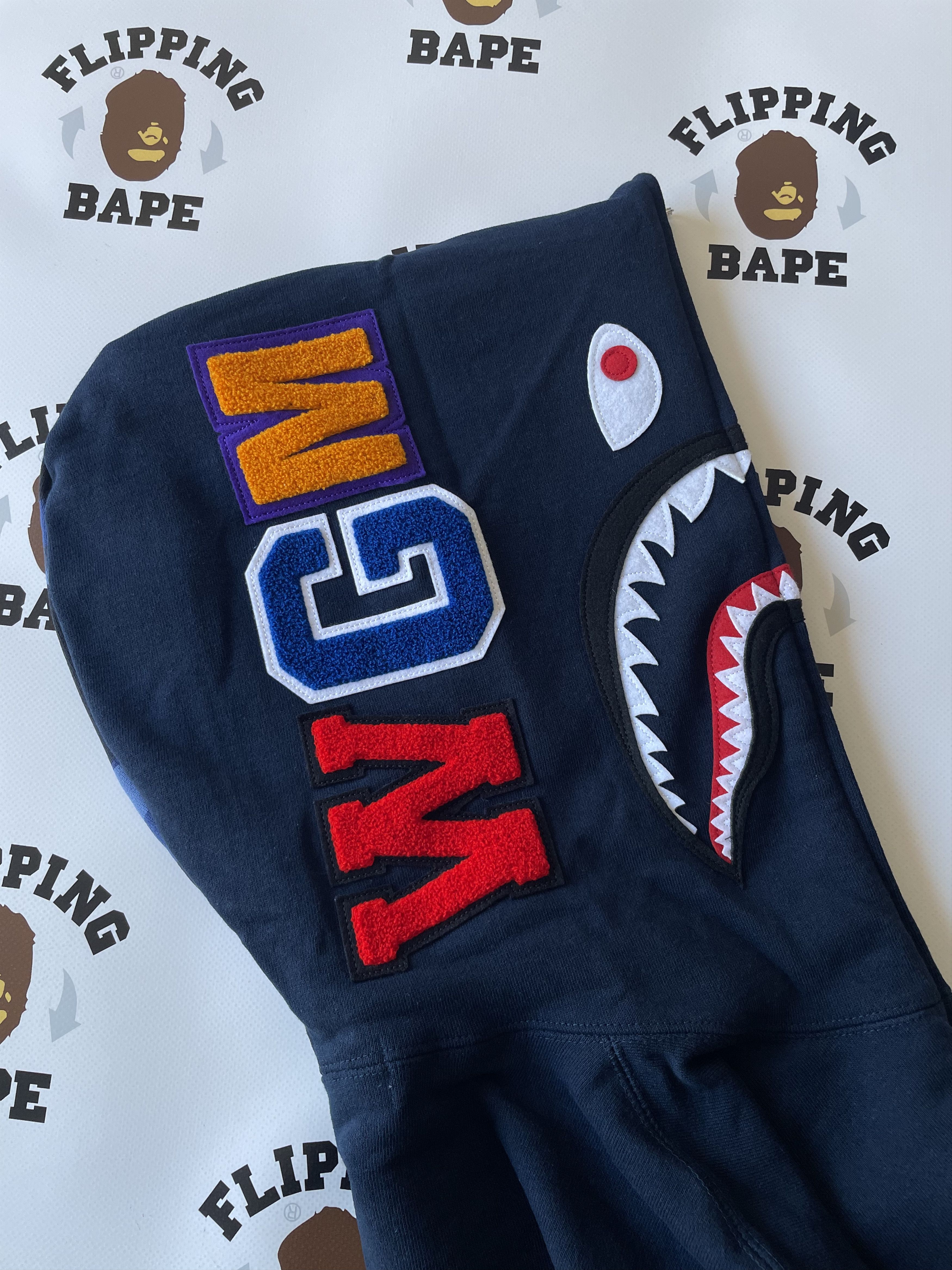 Bape COLOR CAMO SHARK FULL ZIP HOODIE SS23 Size US L / EU 52-54 / 3 - 4 Thumbnail