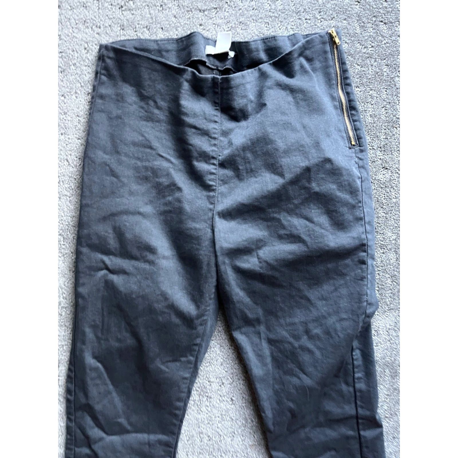 H&M VINTAGE N/A? Wait: It's not vintage. So: H&M Dress Pants Women 14 Gray Business Casual Pull On Ankle Zip Side 14 Regular Gray Dress Pants Womens Size 36" / US 14 / IT 50 - 2 Thumbnail