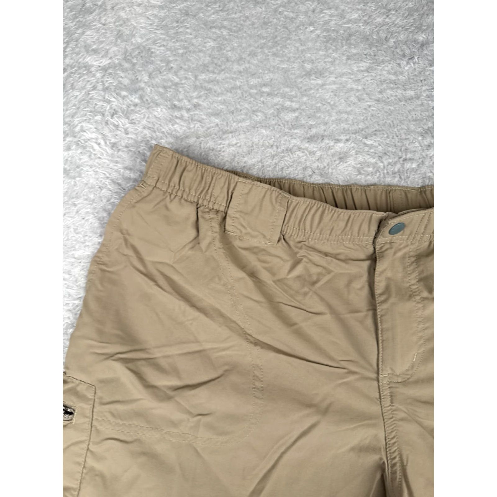 Vintage Columbia Women's Shorts Cargo Elastic Waist Nylon Beige Casual Activewear Travel Size L Size 36" / US 14 / IT 50 - 4 Thumbnail