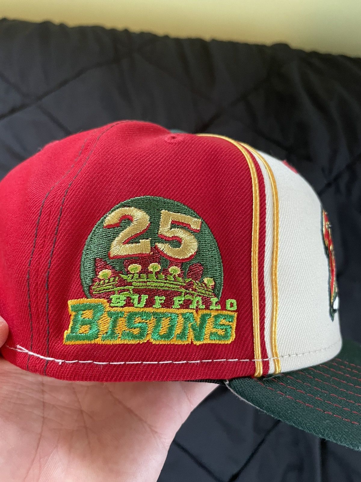 New Era Buffalo Bisons milb hat size 7 1/4 Size ONE SIZE - 2 Thumbnail