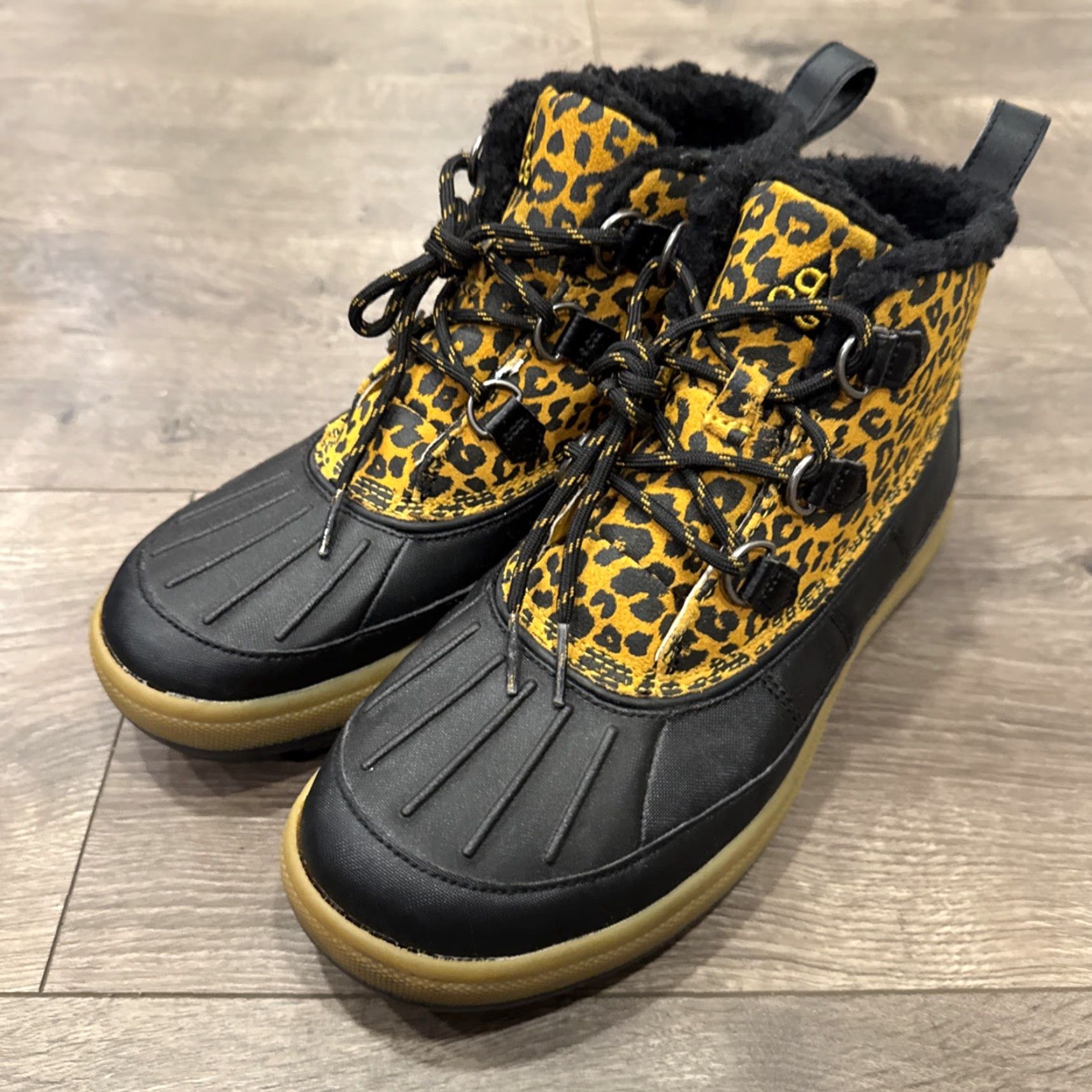 Nike Nike ACG Woodside CHUKA II Boots Women 8.5 Black Cheetah Animal Print Outdoor Sports 537345-700 Size US 8.5 / IT 38.5 - 3 Thumbnail
