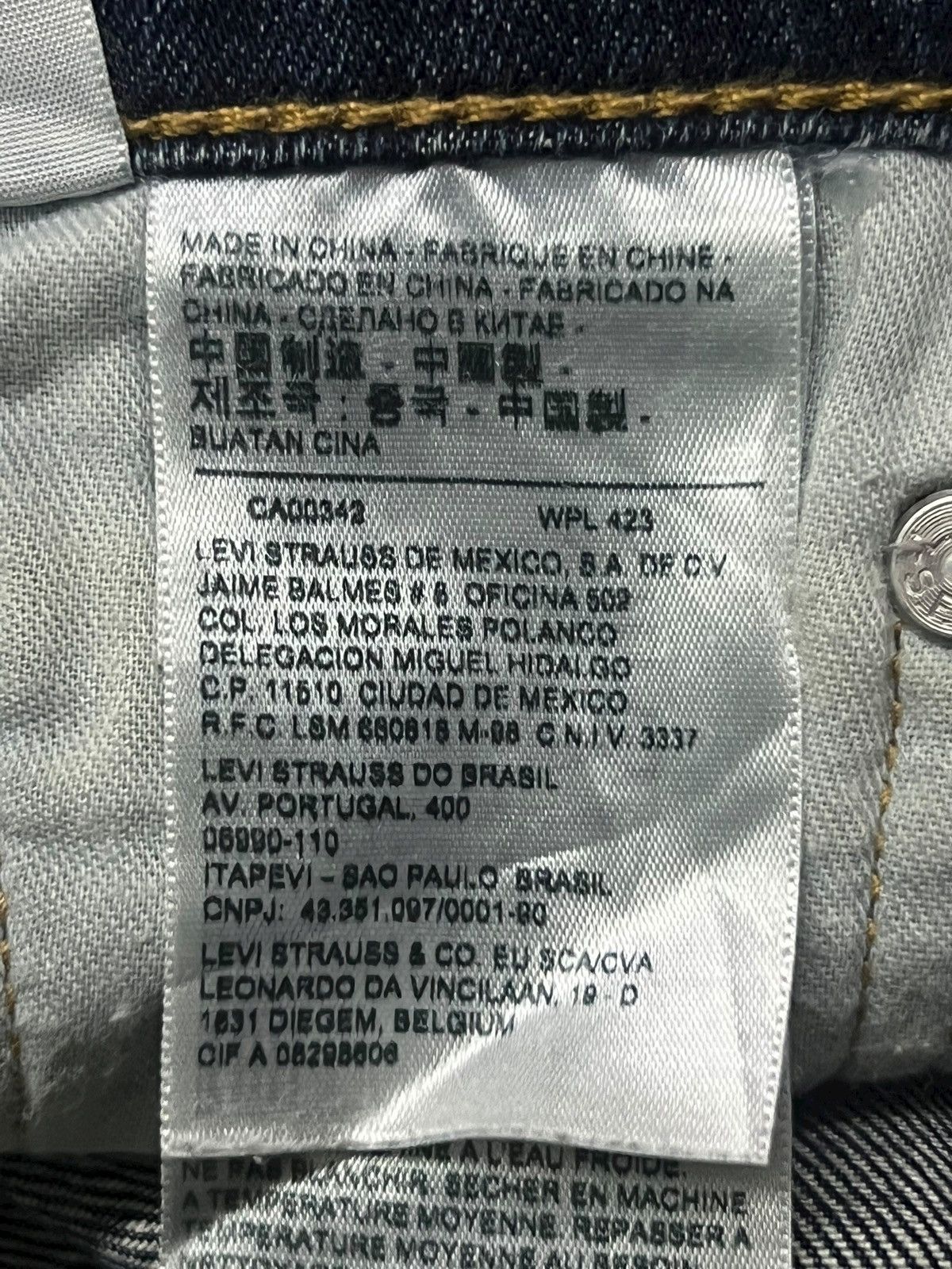 Levi's Vintage Levi’s 541 - Faded Wash, Distressed Denim Size US 31 - 13 Thumbnail