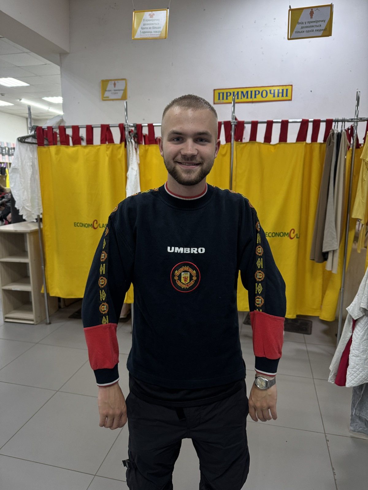 Umbro × Vintage Vintage Umbro Manchester United SHARP sweatshirt 90s rare Size US XS / EU 42 / 0 - 13 Thumbnail
