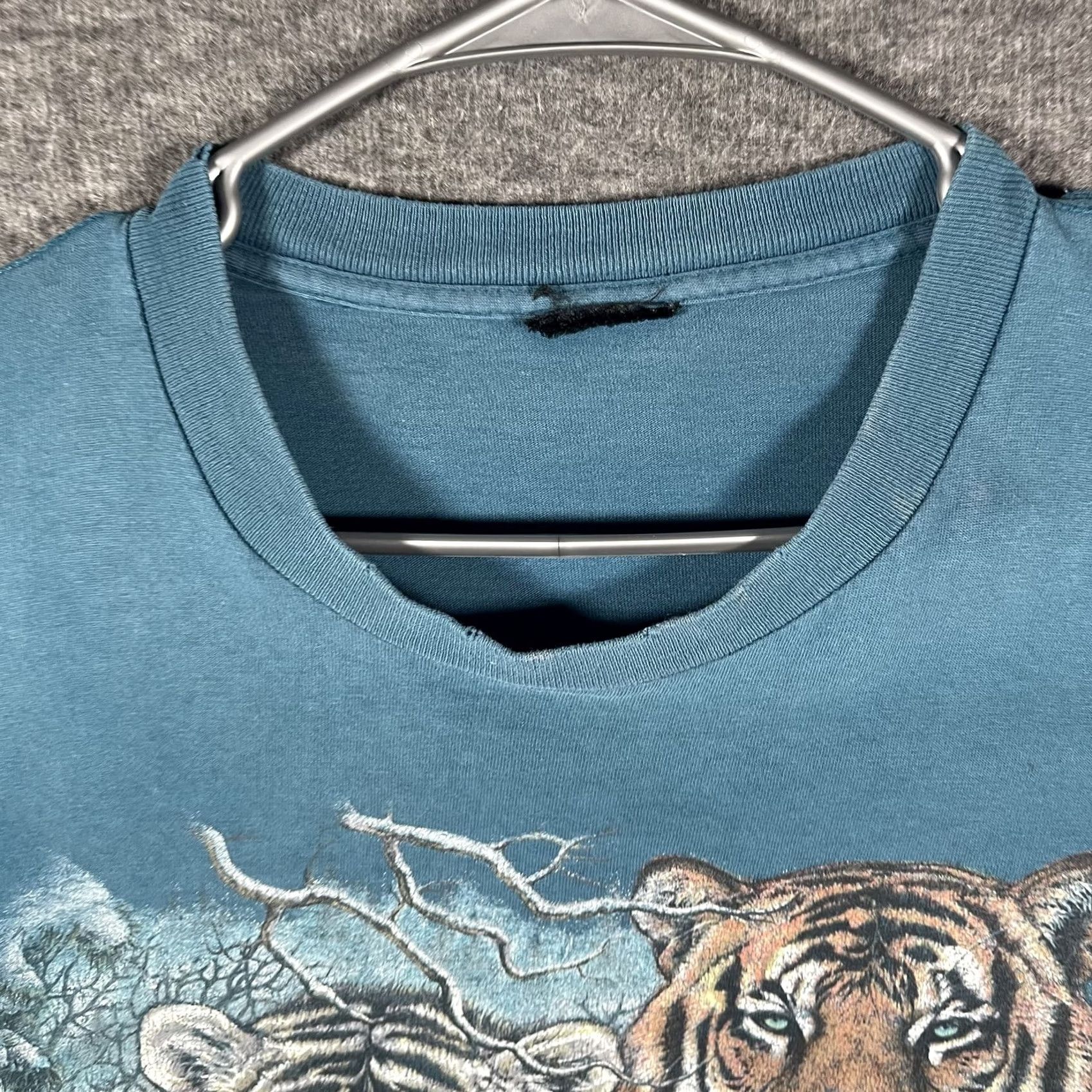 Habitat VINTAGE Habitat Shirt Mens XL Blue Tiger Snow Wildlife Graphic Tee 1994 Size US XL / EU 56 / 4 - 7 Thumbnail