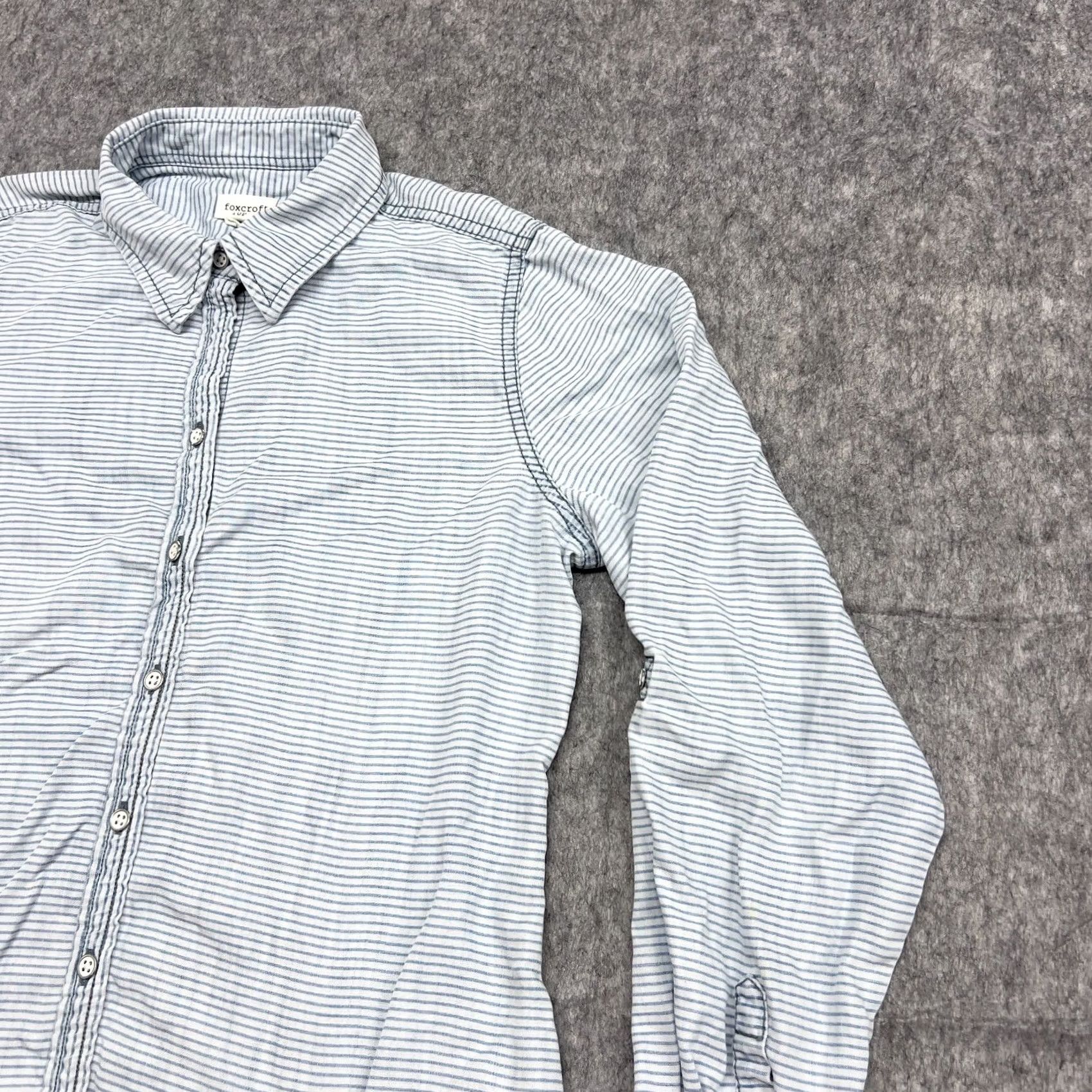 Vintage Foxcroft Shirt Womens 10P Blue Stripe Tencel Lyocell Button Front Top Roll Tab Size L / US 10 / IT 46 - 6 Thumbnail