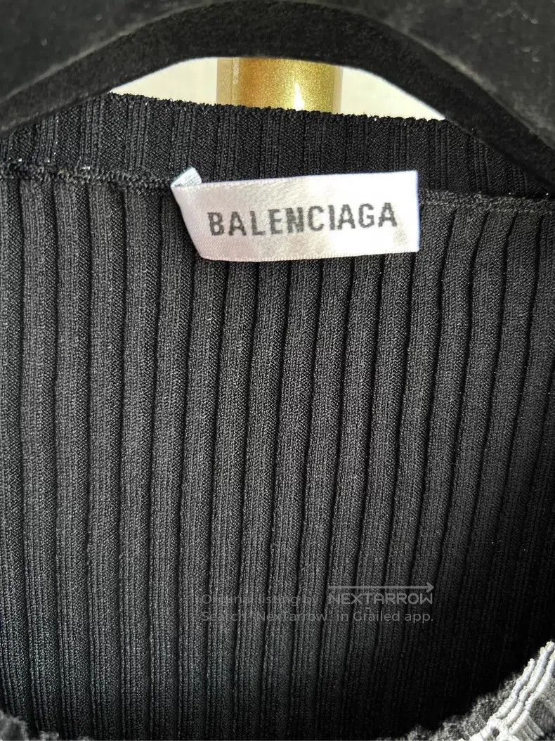 Balenciaga Balenciaga Women's Round Neck Knit Top, Size M, Full Logo Size M / US 6-8 / IT 42-44 - 2 Thumbnail