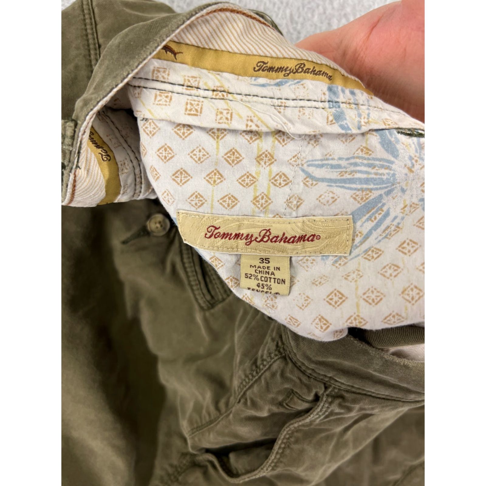 Tommy Bahama Tommy Bahama Shorts Men 38 Green Cotton Blend Beach Resort Casual Cargo Pocket Inseam 9 in Regular Size US 38 / EU 54 - 3 Thumbnail