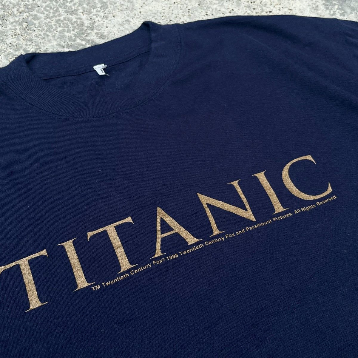 Vintage Titanic 1998 Movie Promo Tee Nice Print Out Design Tee Size US XL / EU 56 / 4 - 3 Thumbnail