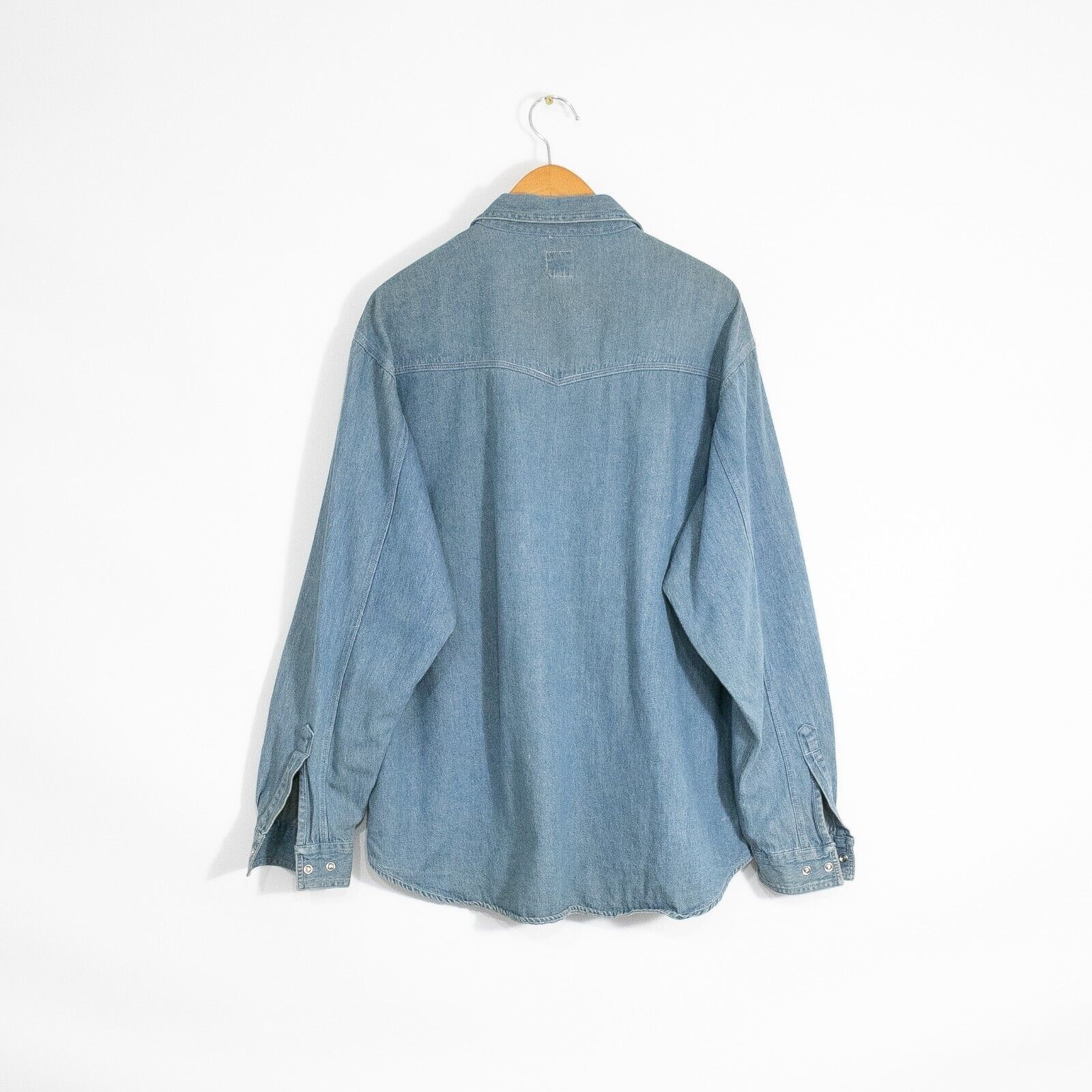 Vintage Vintage Pearl Snap Denim Button Up Shirt XL - Long Sleeve Size US XL / EU 56 / 4 - 6 Thumbnail