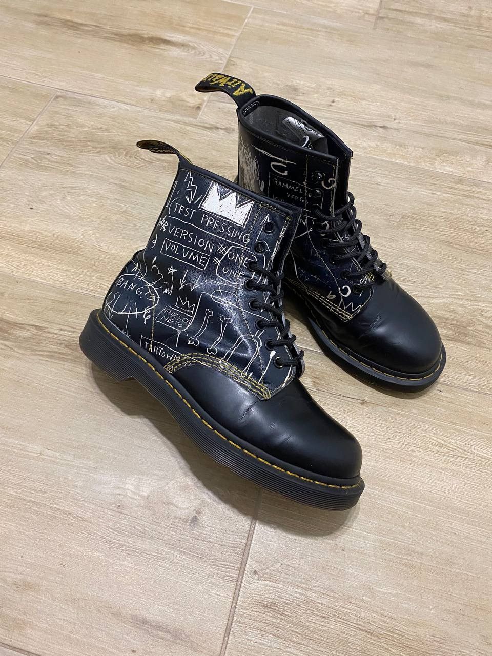 Dr.Martens × BASQUIAT 60years